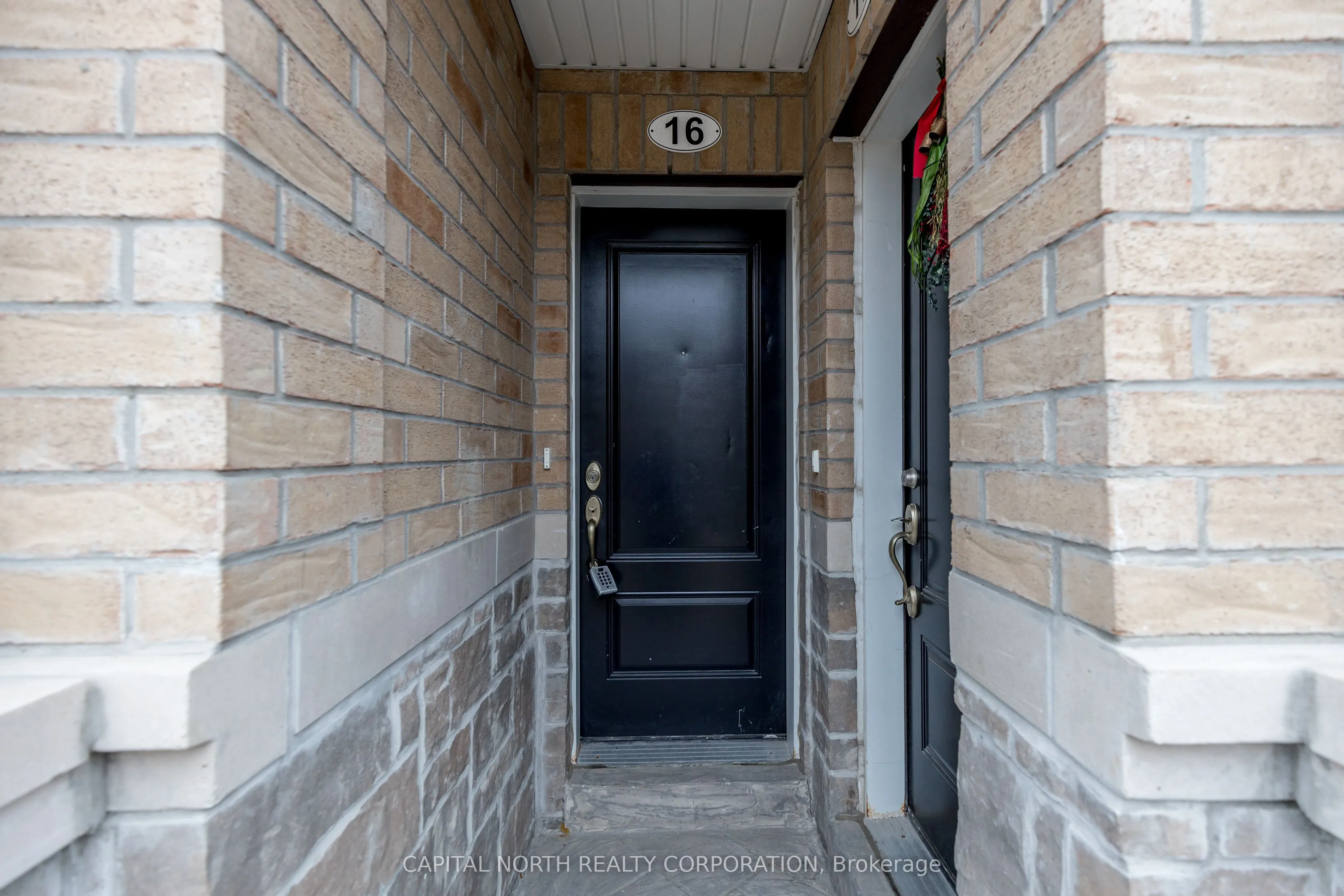 39 Drewry Avenue, #16