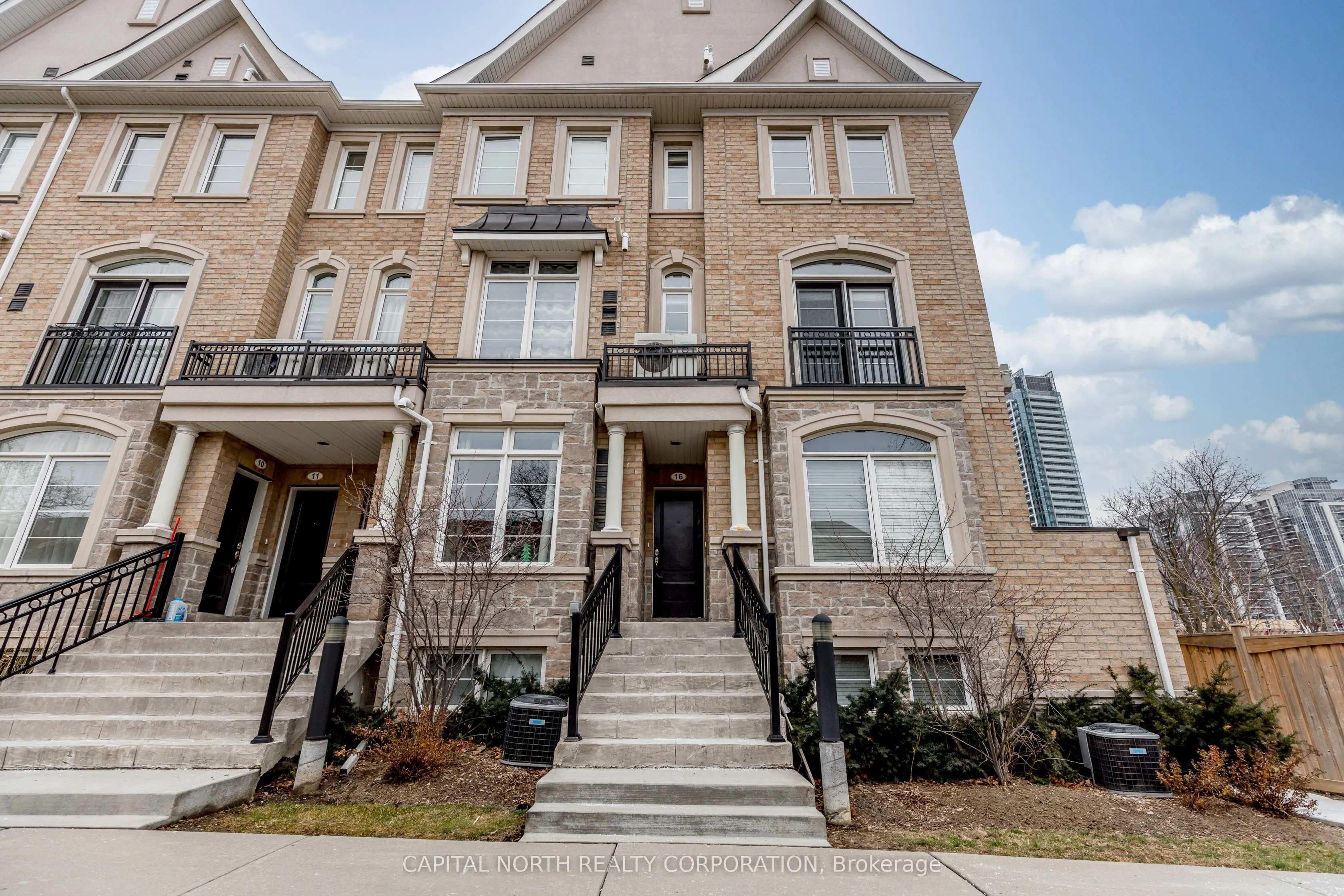 39 Drewry Avenue, #16
