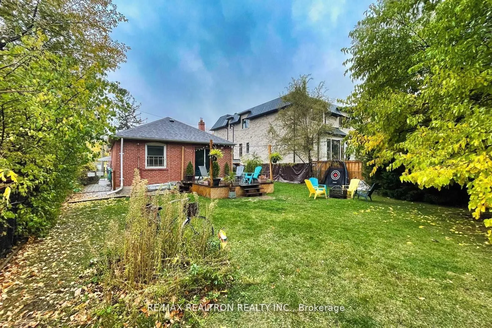28 Irvington Crescent