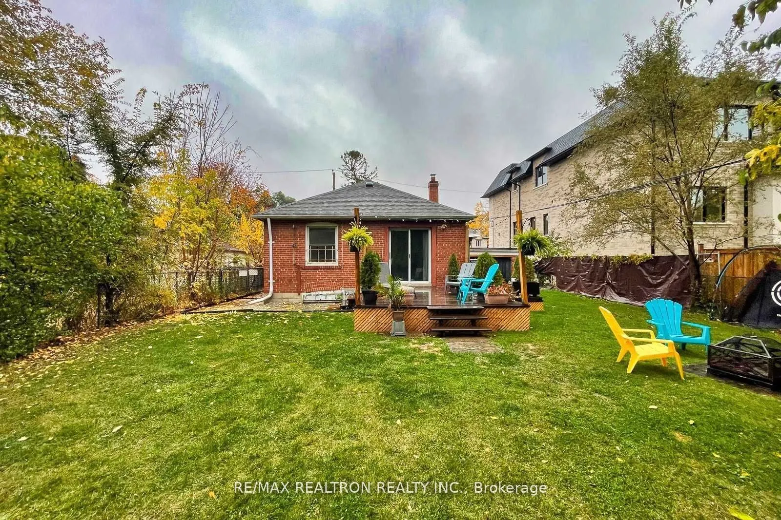28 Irvington Crescent