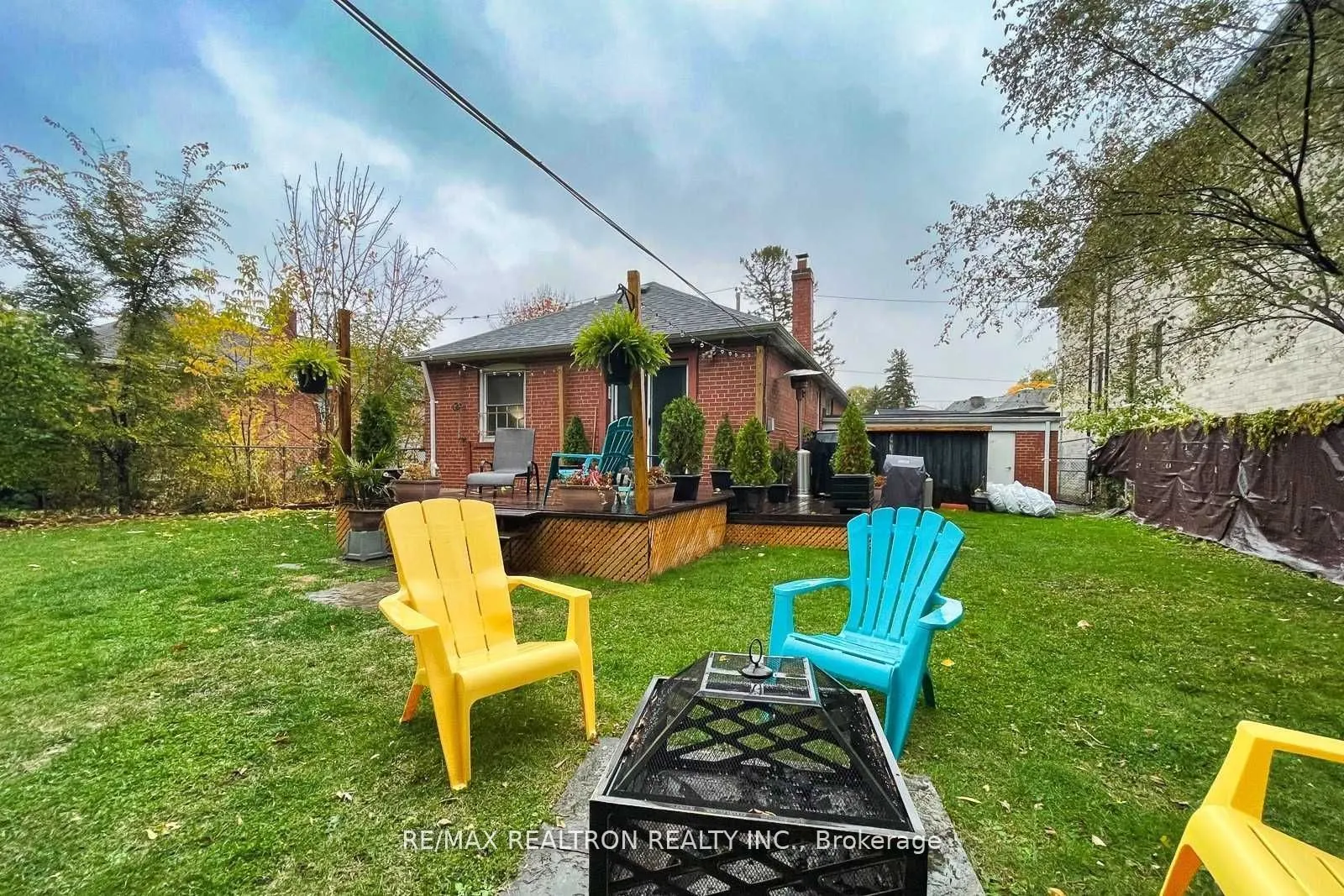 28 Irvington Crescent