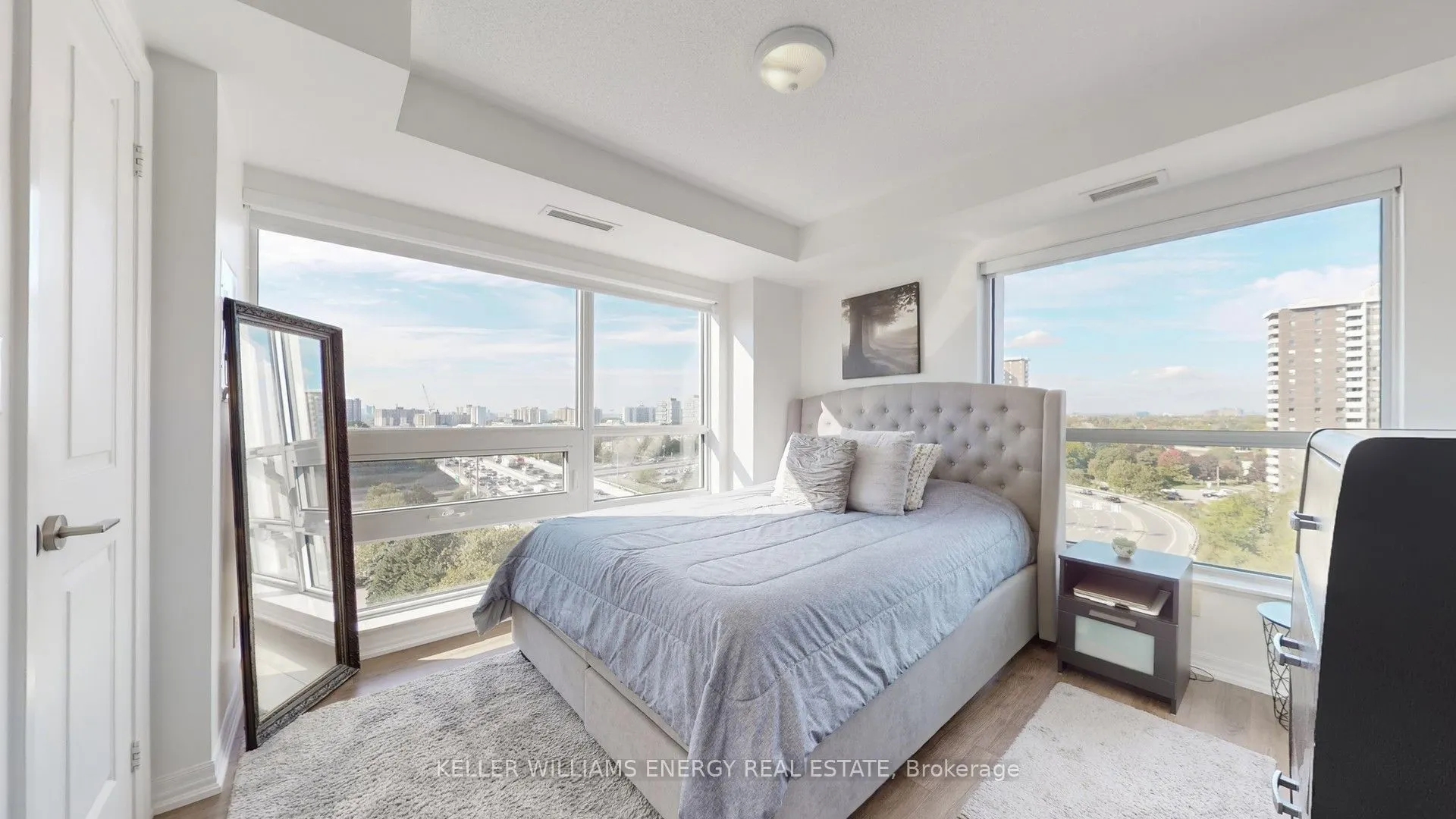 2015 Sheppard Avenue E, #905
