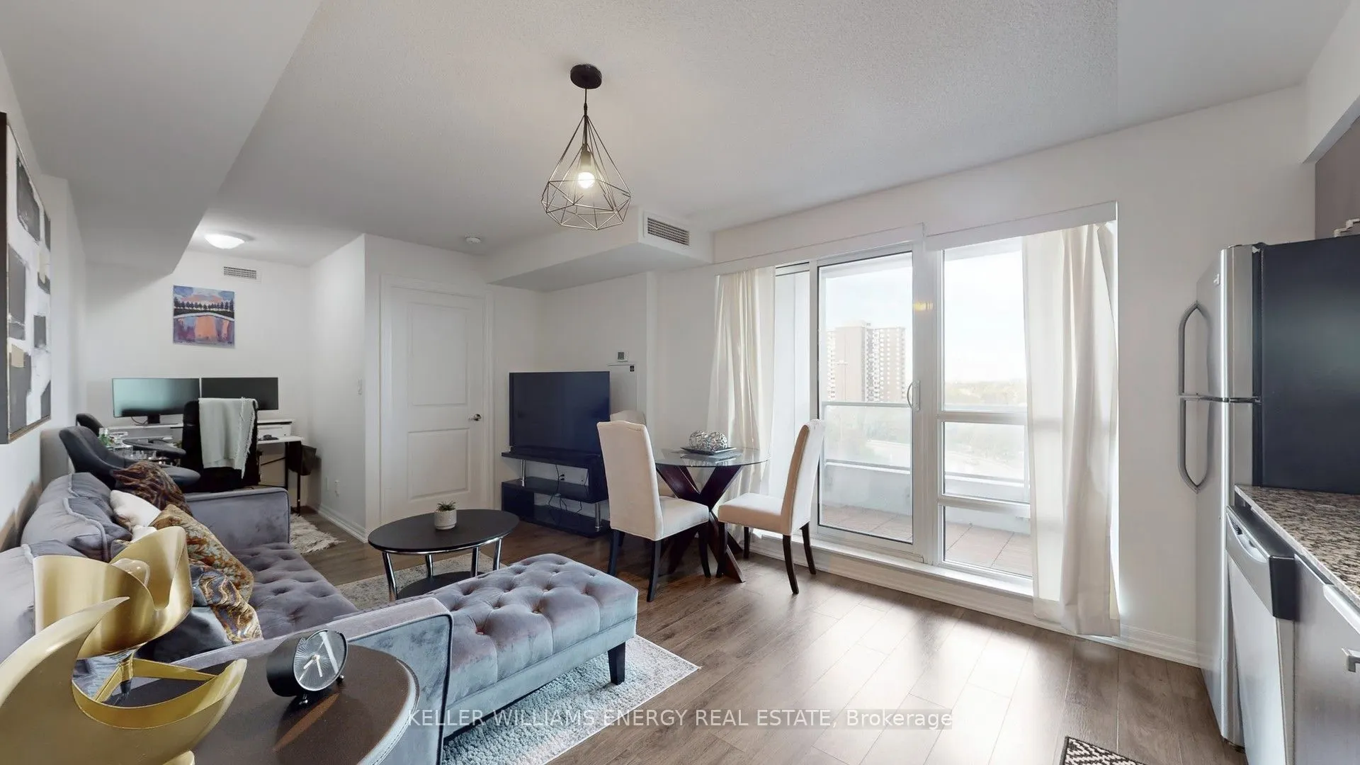 2015 Sheppard Avenue E, #905