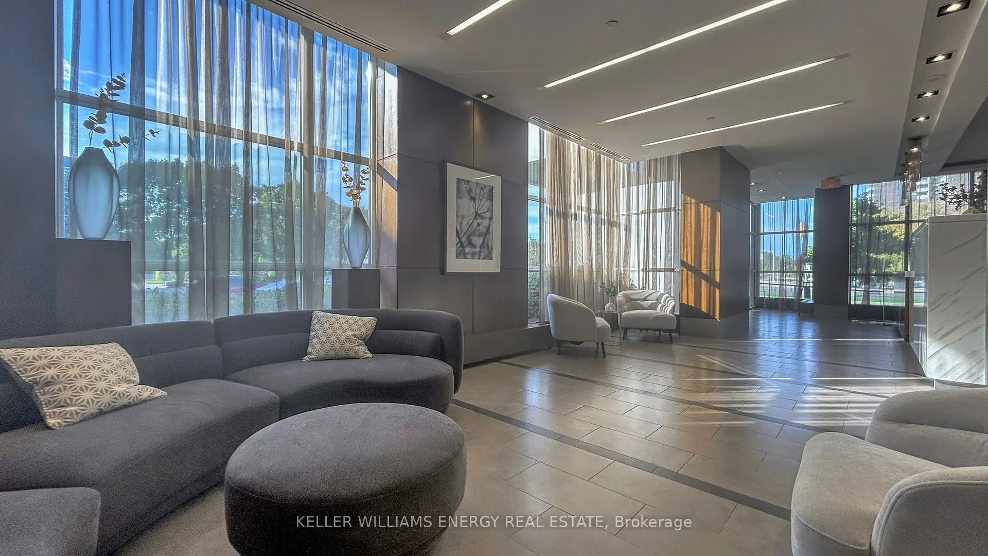 2015 Sheppard Avenue E, #905