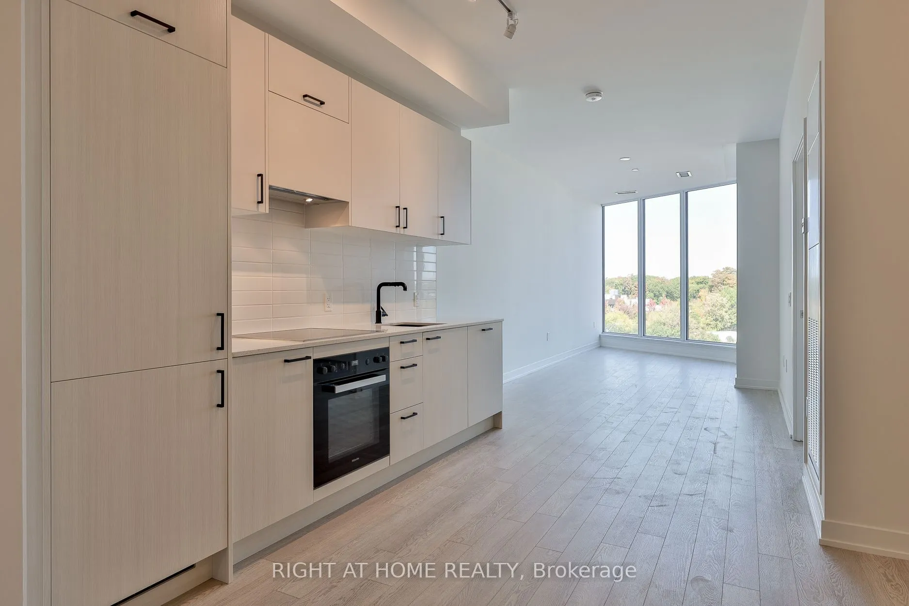 1 KYLE LOWRY RD Road, #616