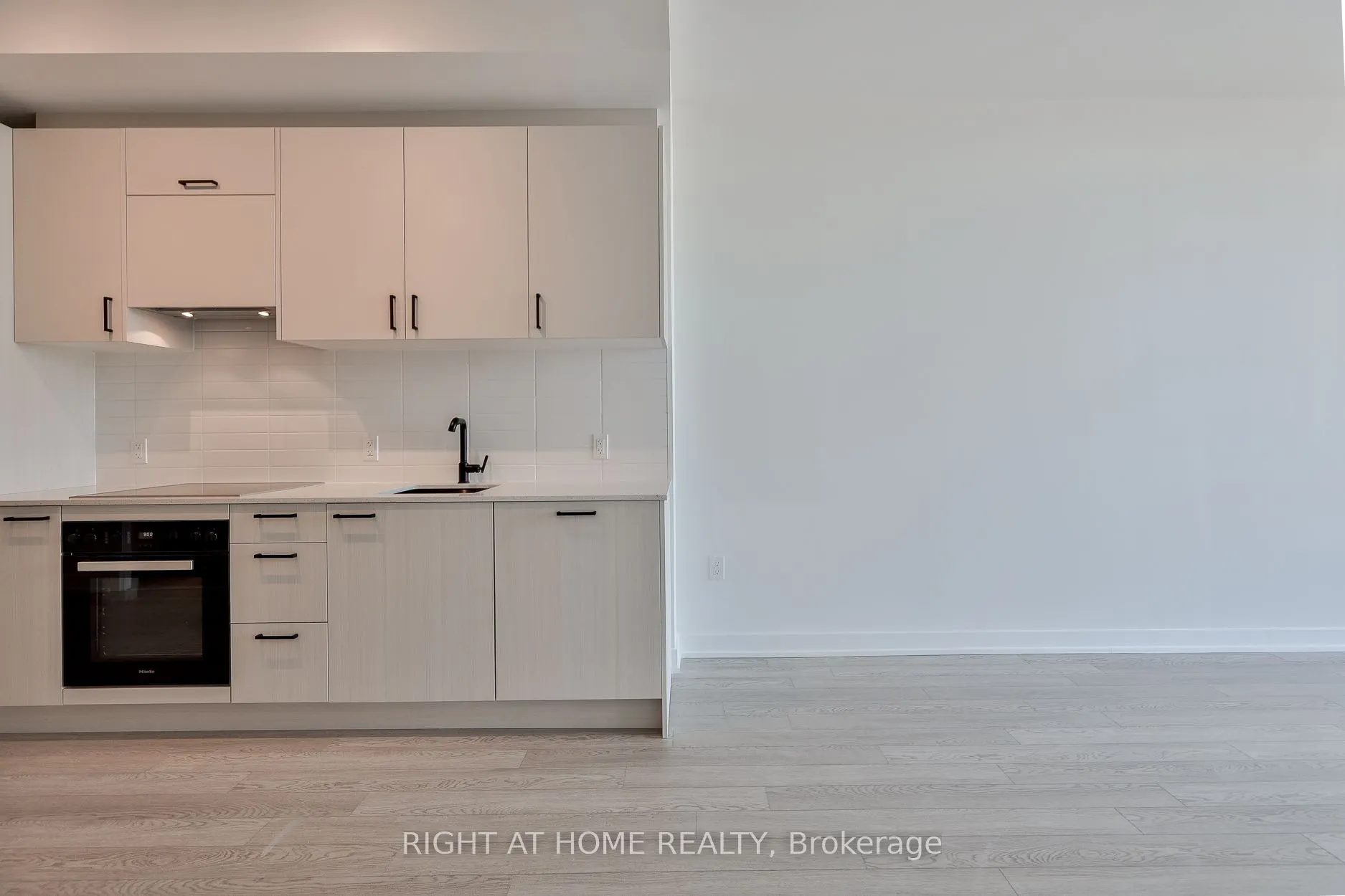 1 KYLE LOWRY RD Road, #616