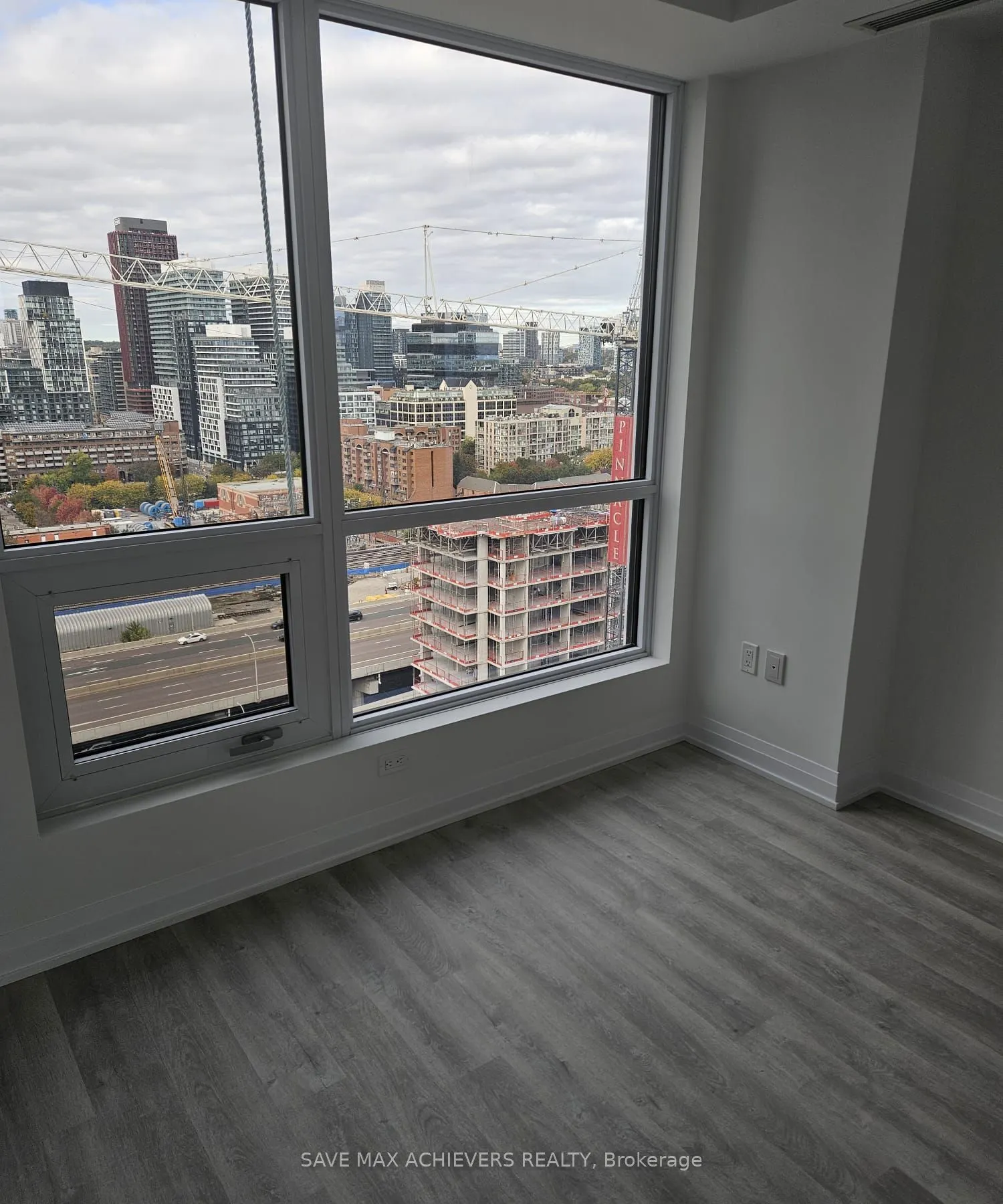 15 Richardson Street, #1905