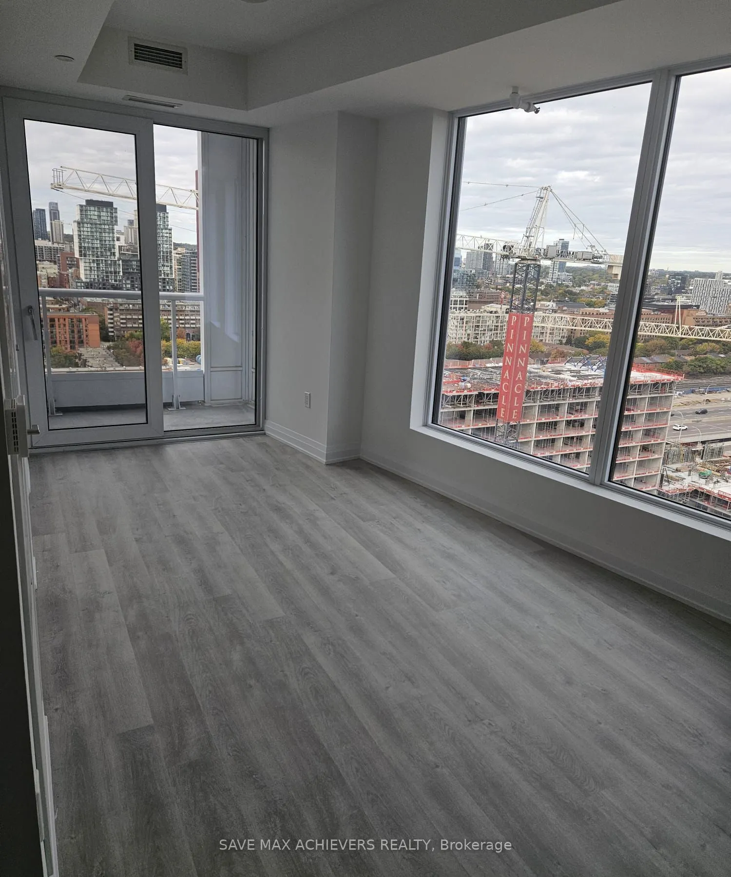 15 Richardson Street, #1905