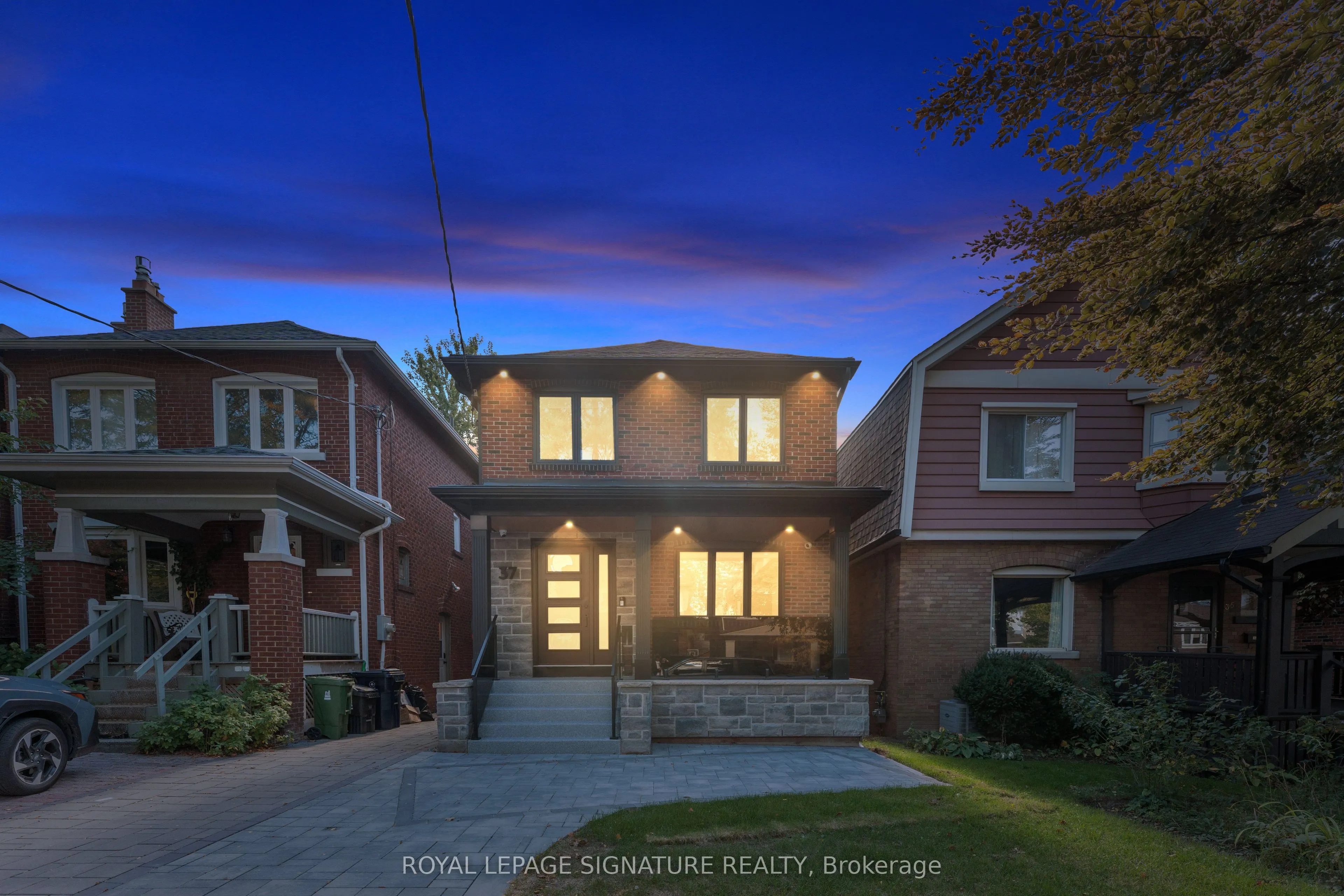 37 Manor Road E