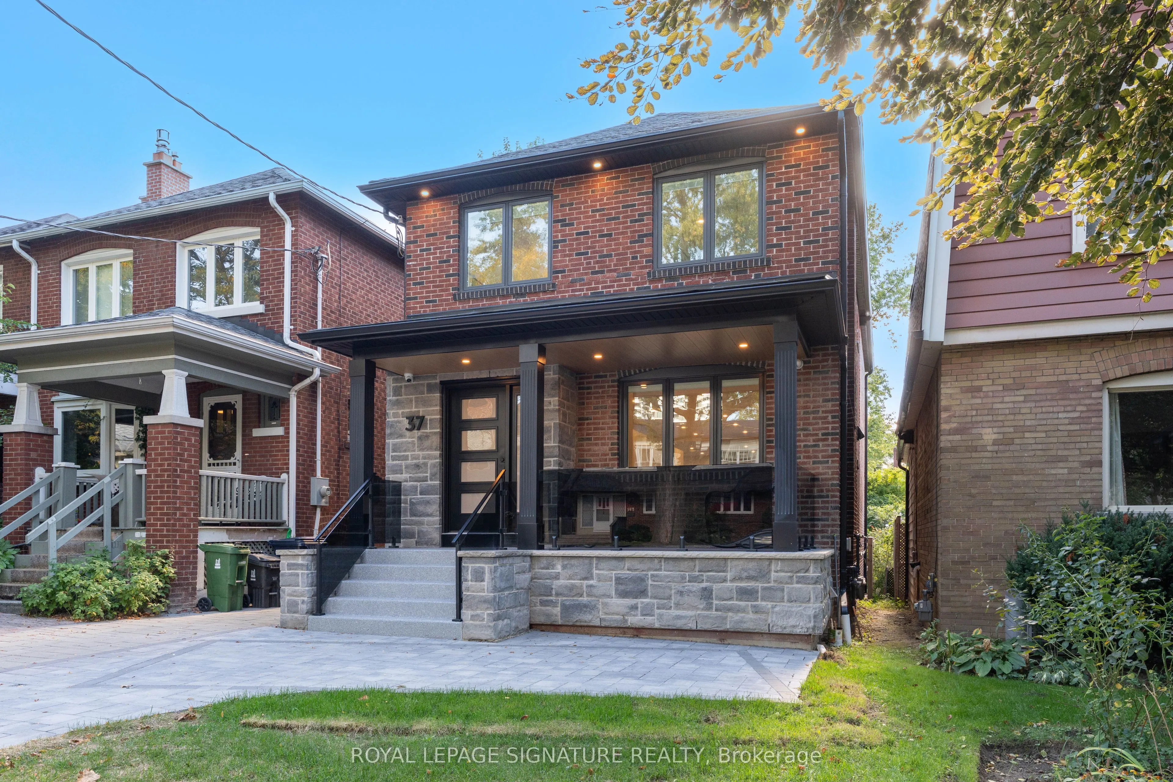 37 Manor Road E