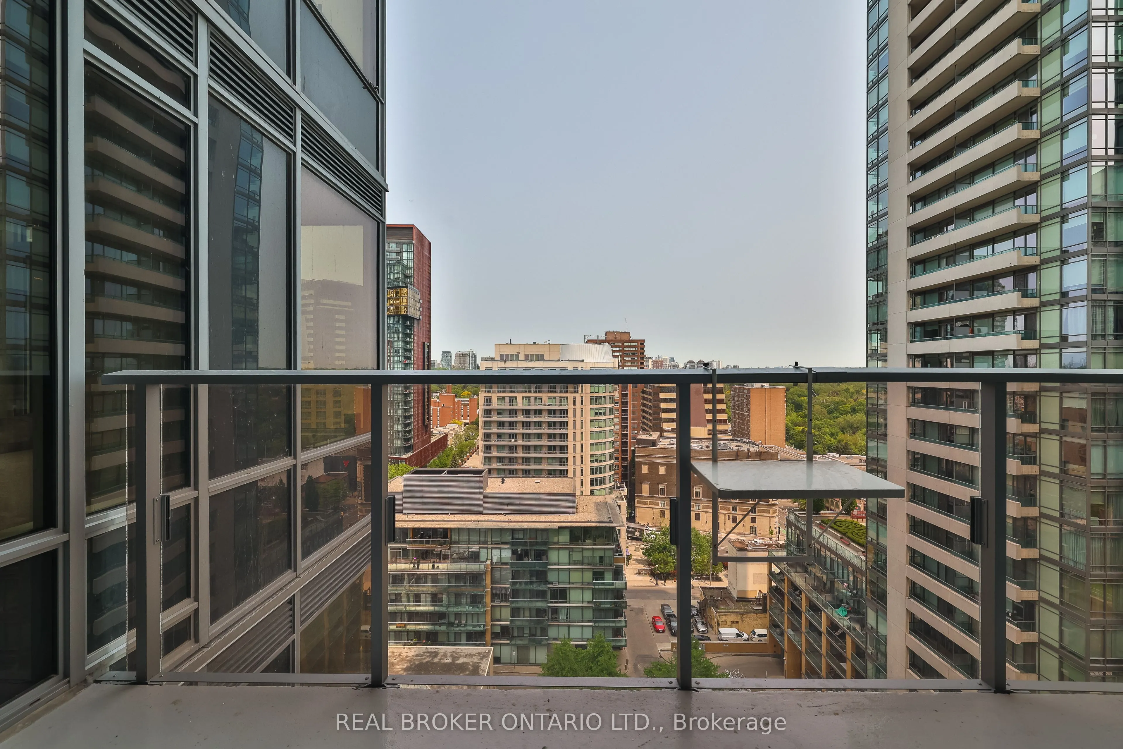 11 Yorkville Avenue, #1205