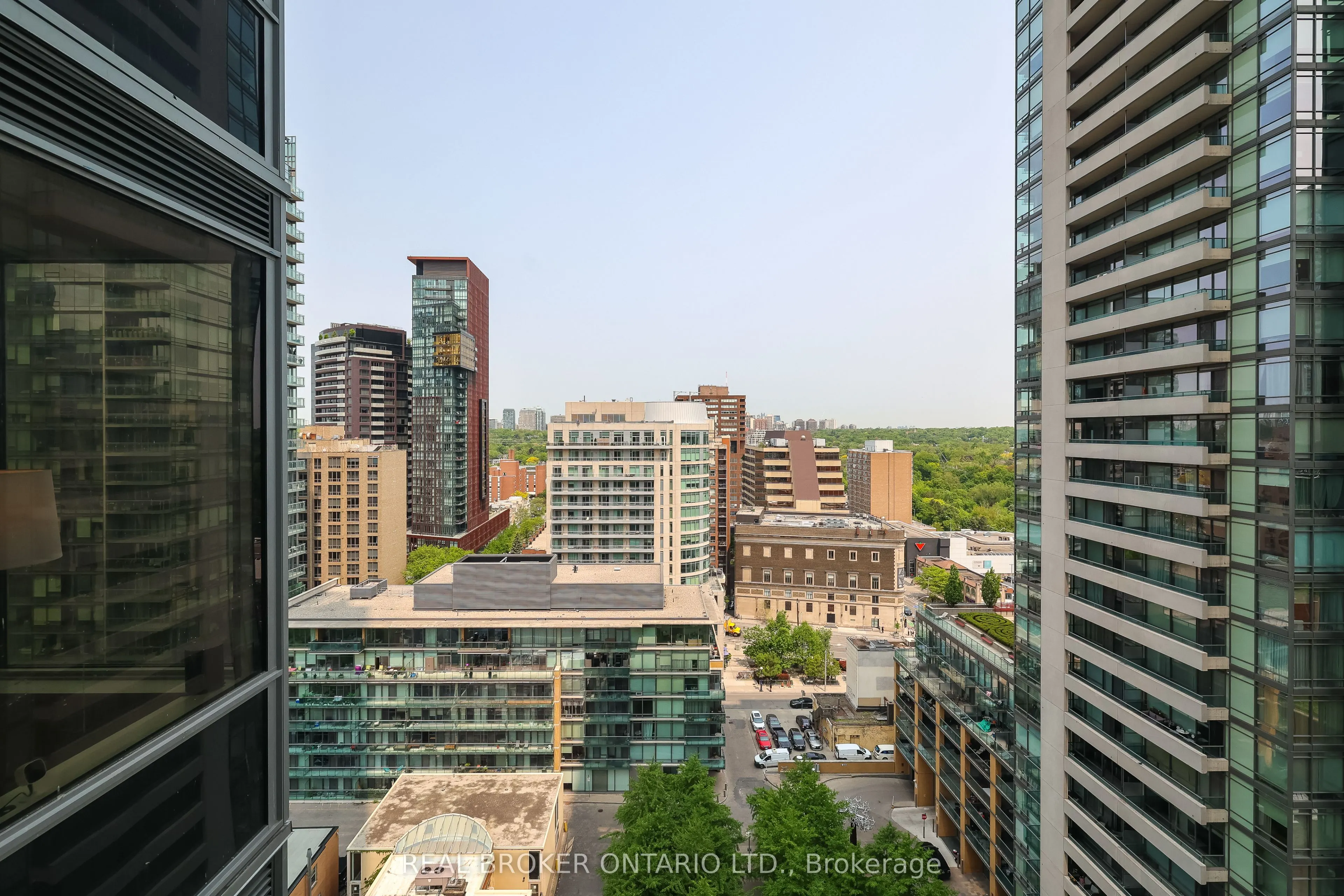 11 Yorkville Avenue, #1205