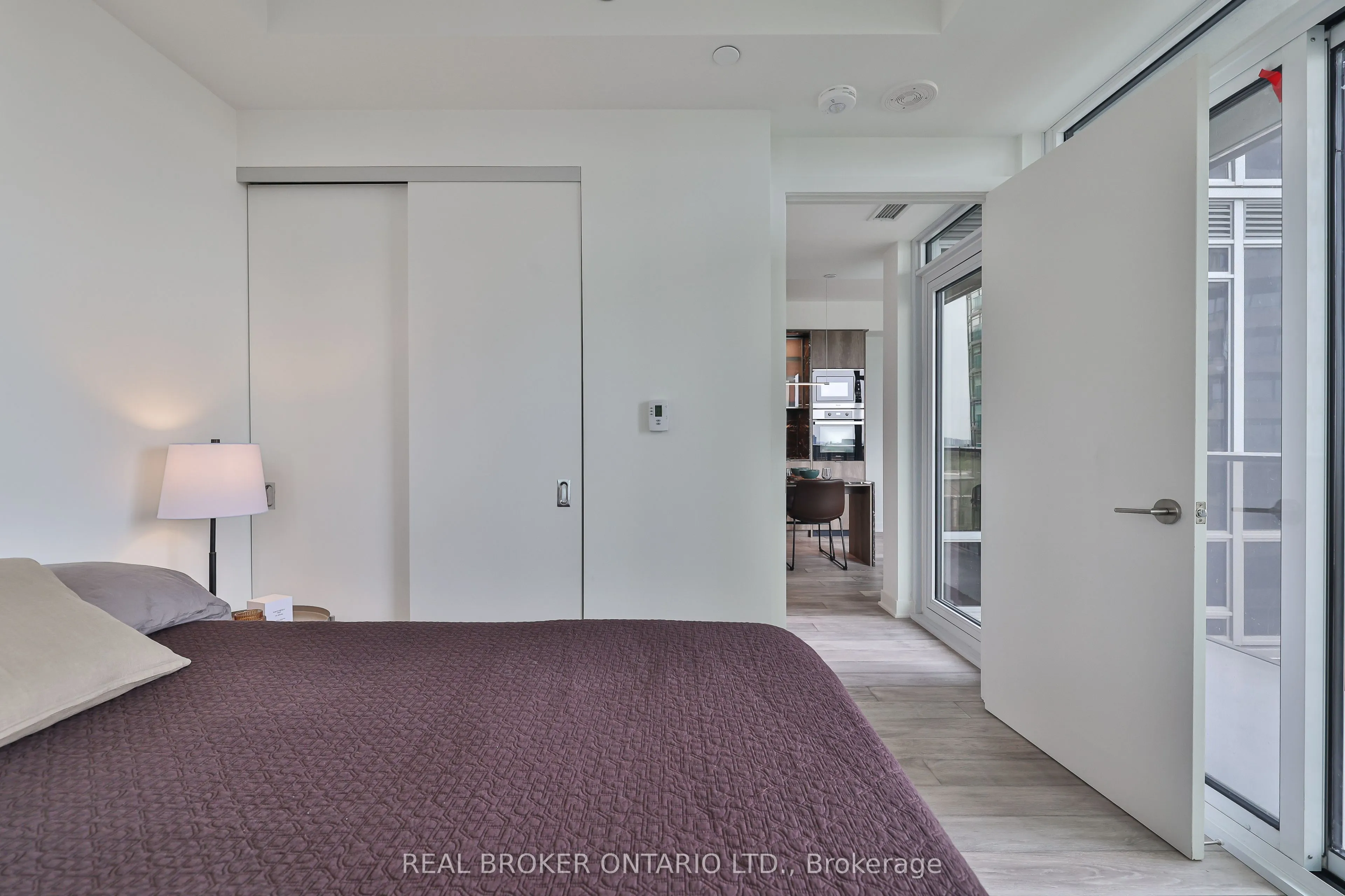 11 Yorkville Avenue, #1205