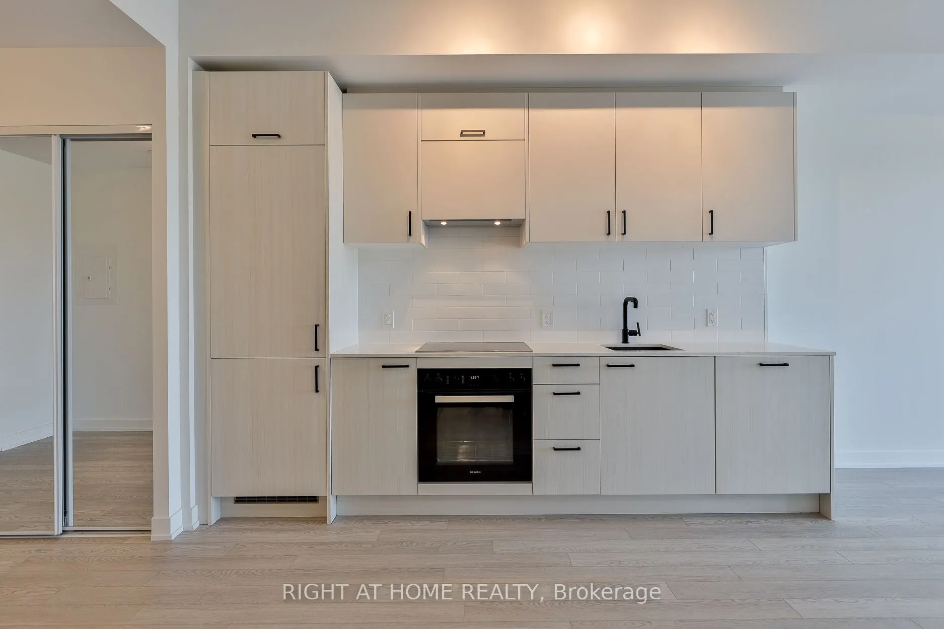 1 KYLE LOWRY RD Road, #517