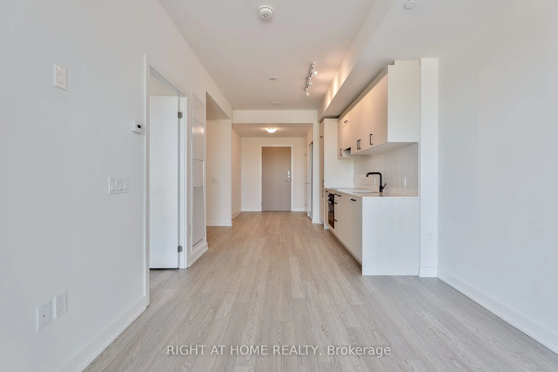1 KYLE LOWRY RD Road, #517