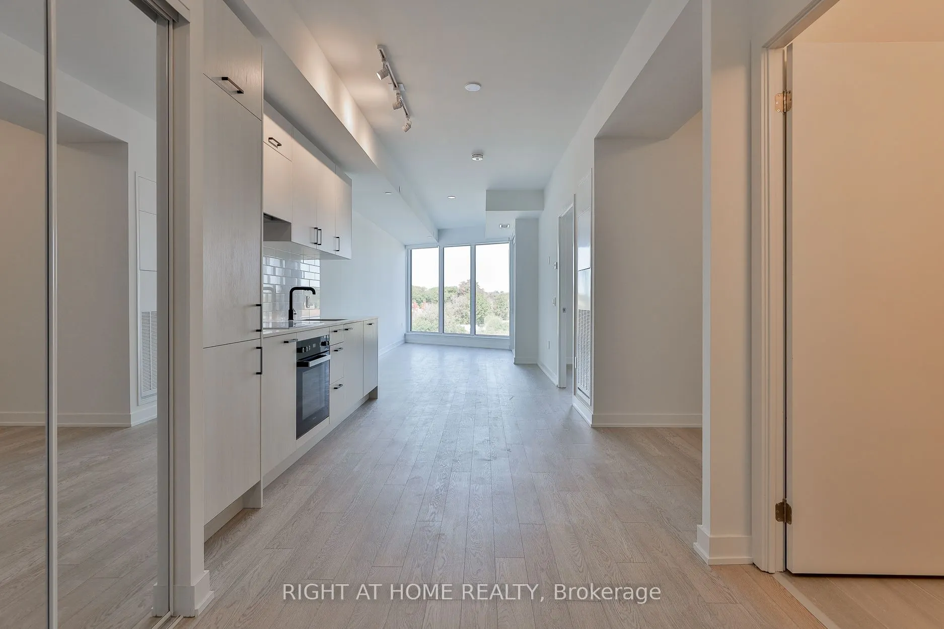 1 KYLE LOWRY RD Road, #517