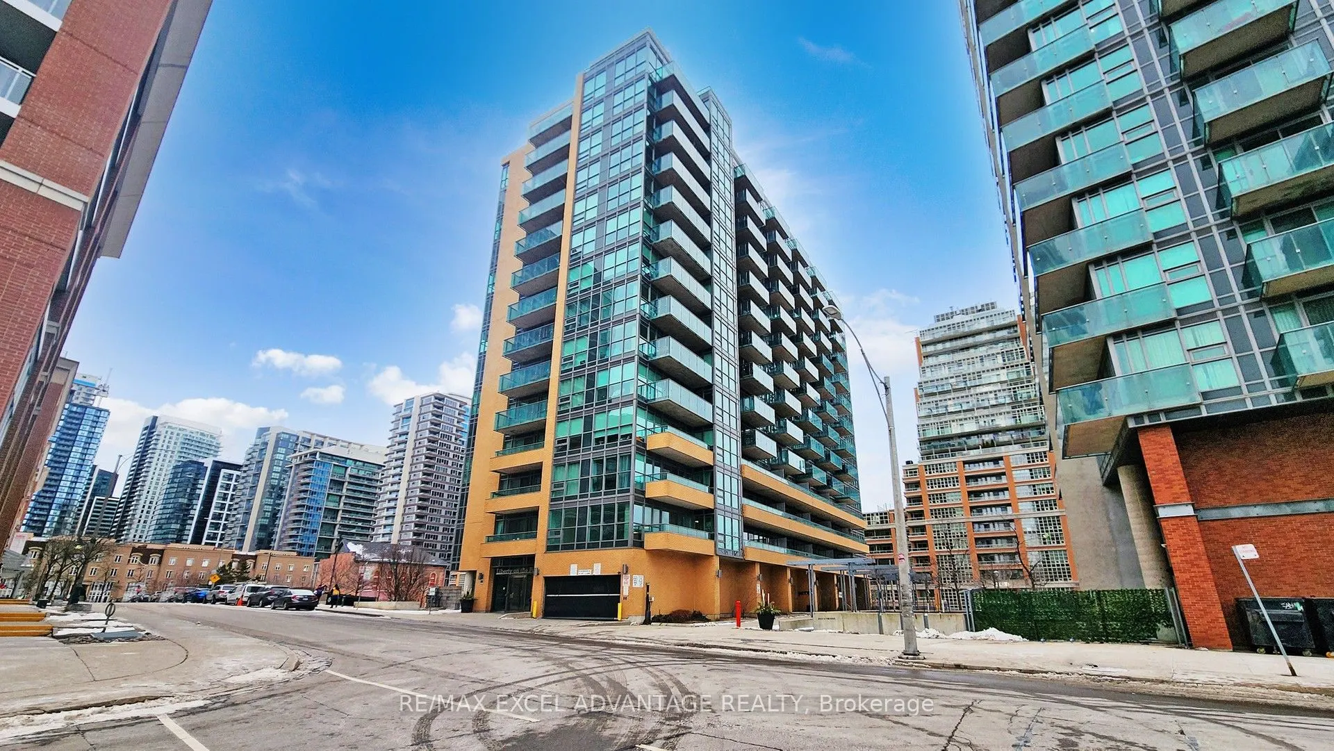 69 Lynn Williams Street, #704