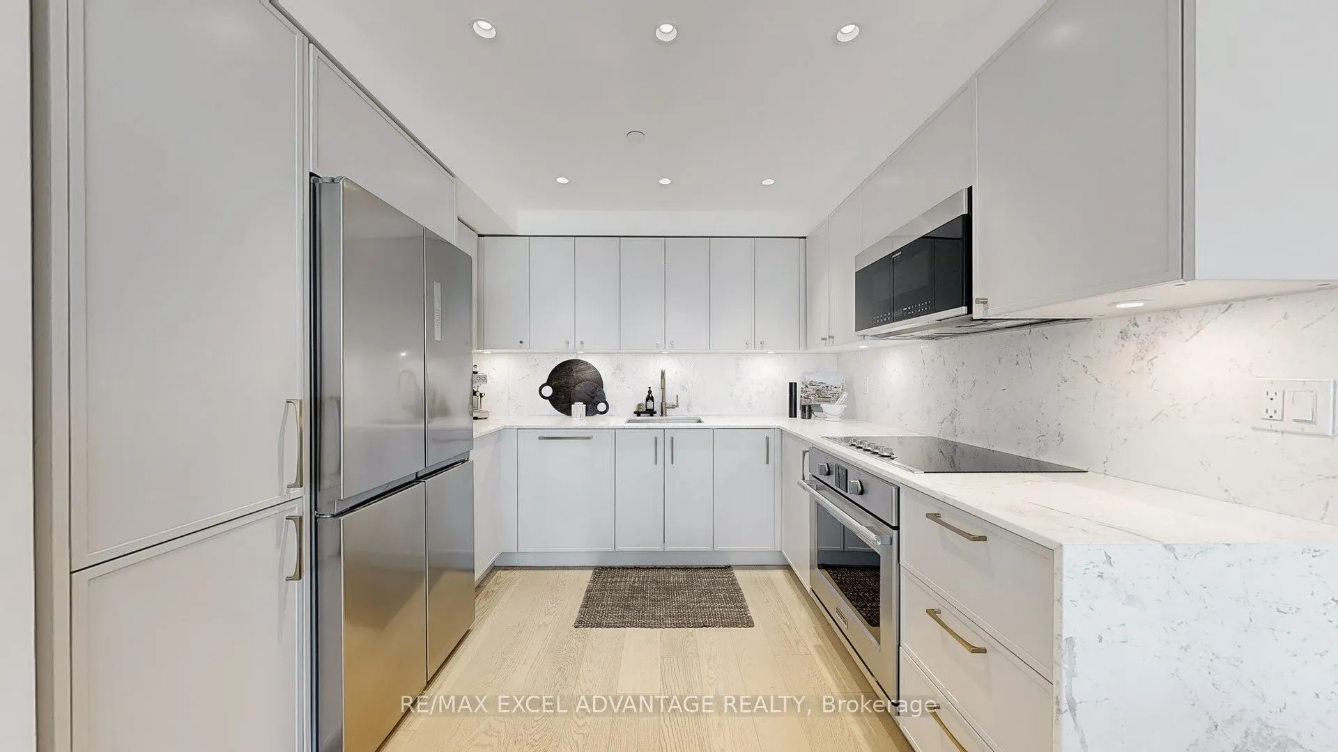 69 Lynn Williams Street, #704
