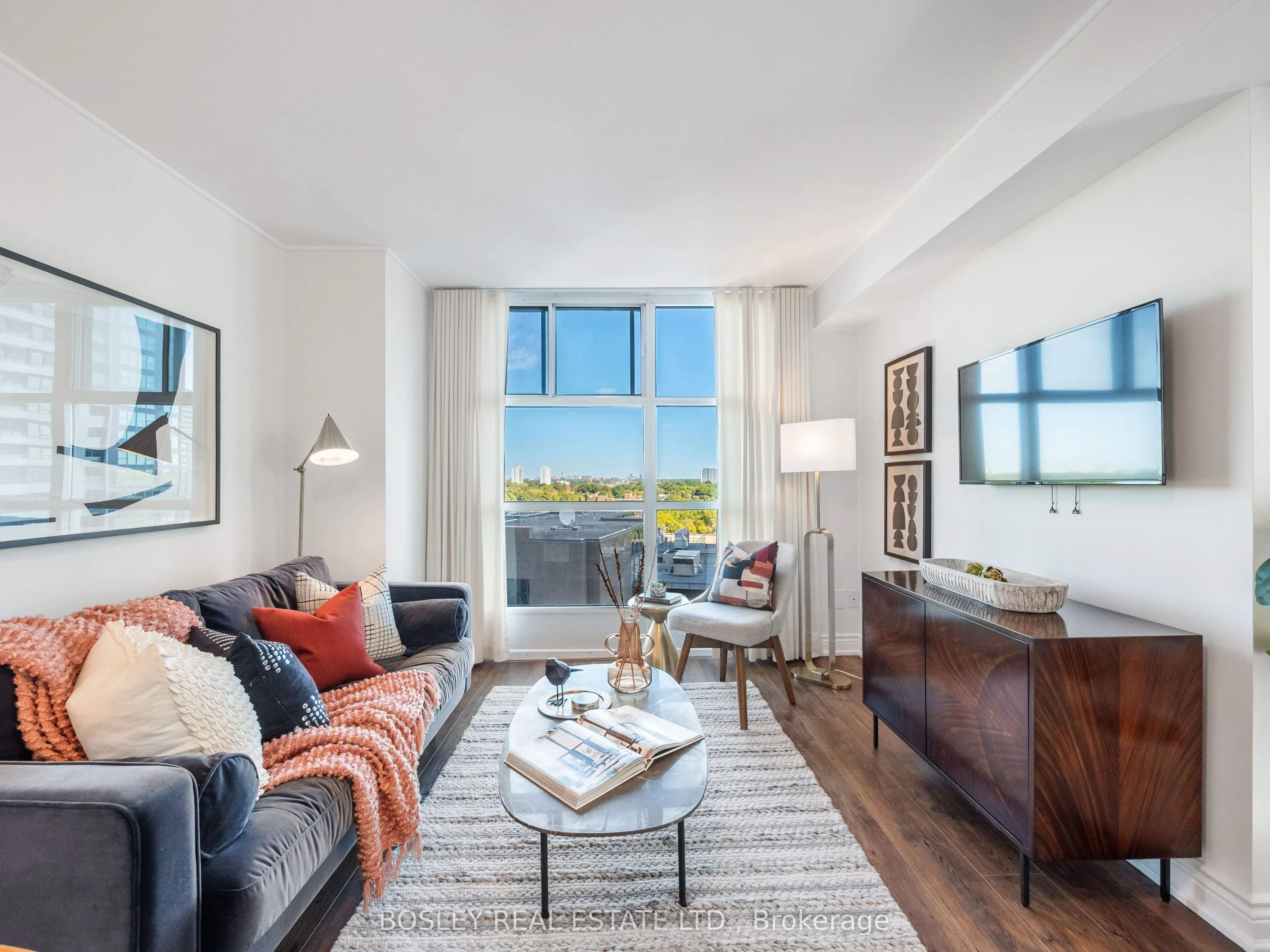 409 Bloor Street E, #903