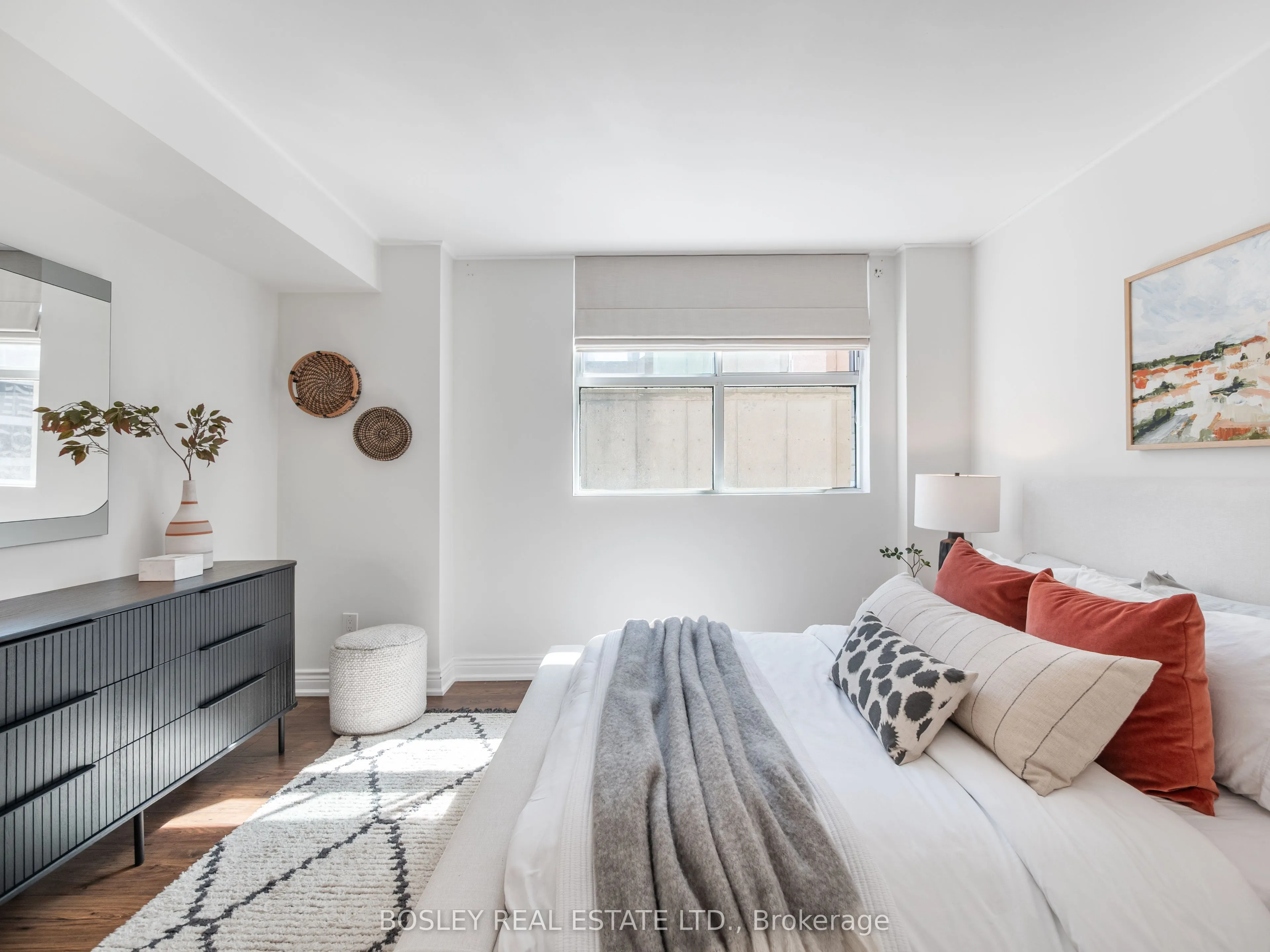 409 Bloor Street E, #903