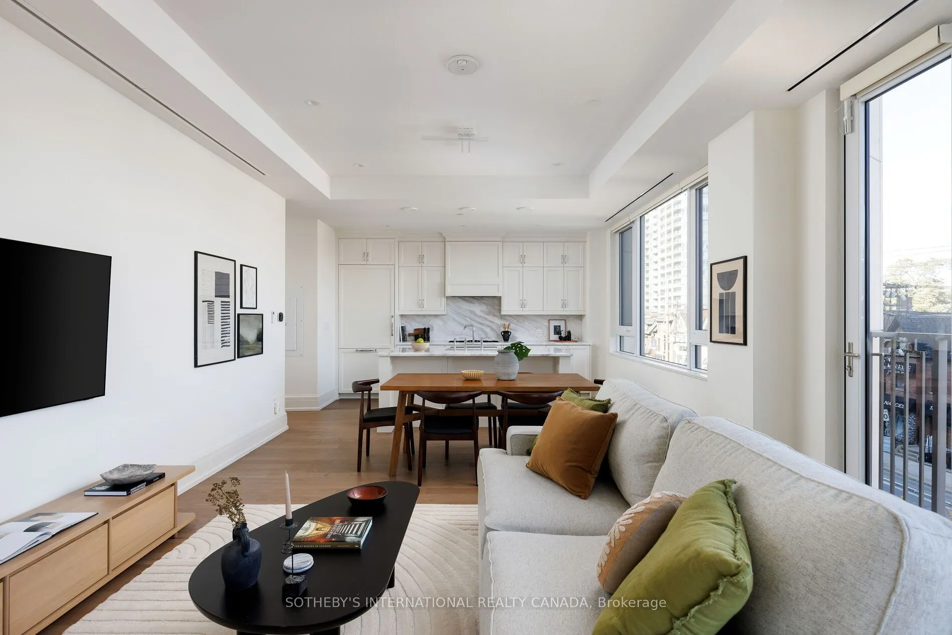 128 Hazelton Avenue, #301