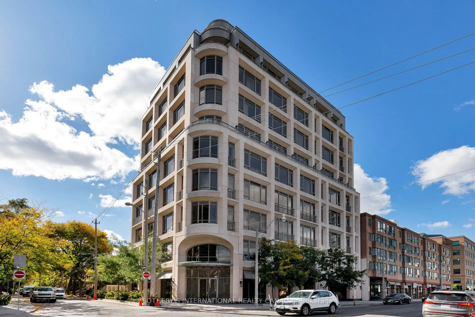 128 Hazelton Avenue, #301