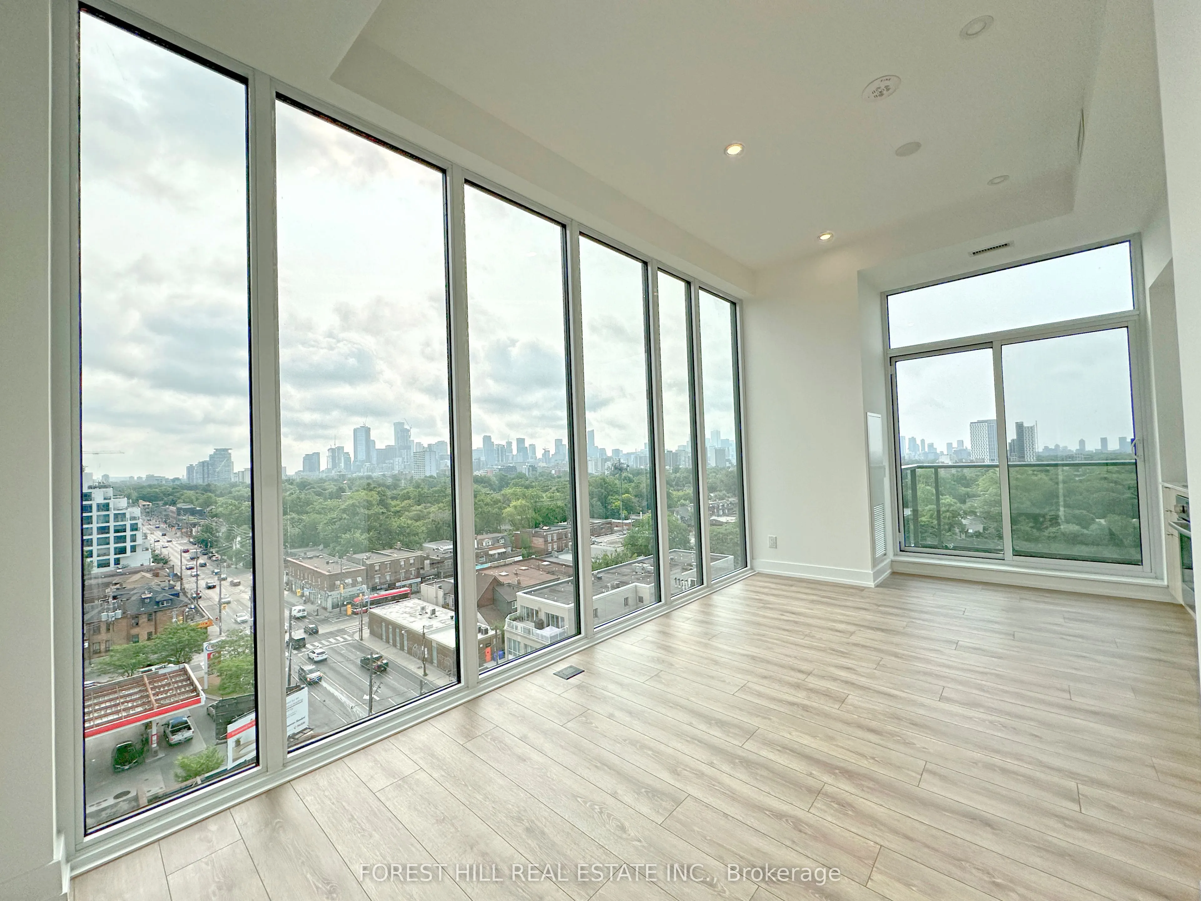500 Dupont Street, #Ph11