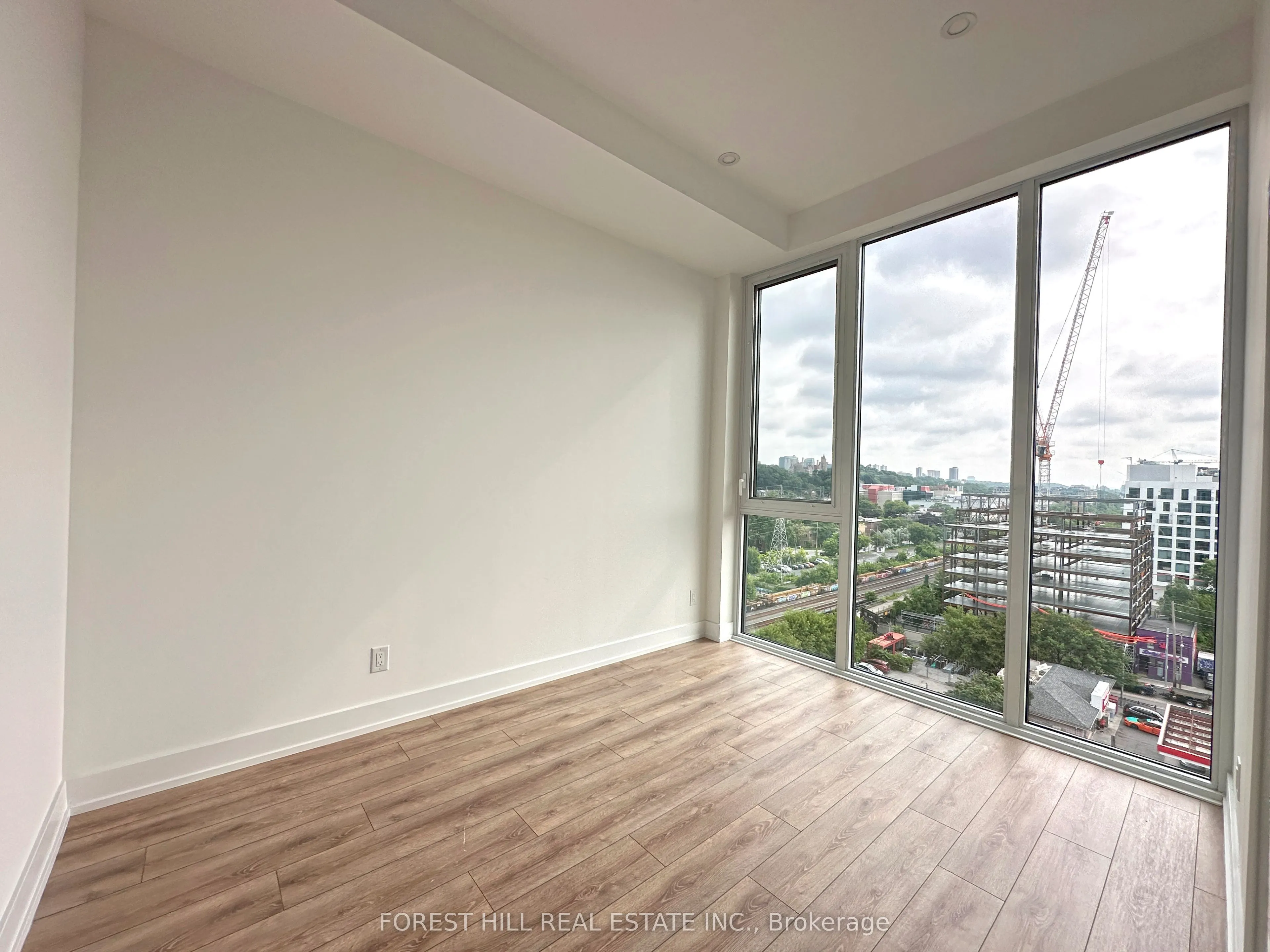 500 Dupont Street, #Ph11