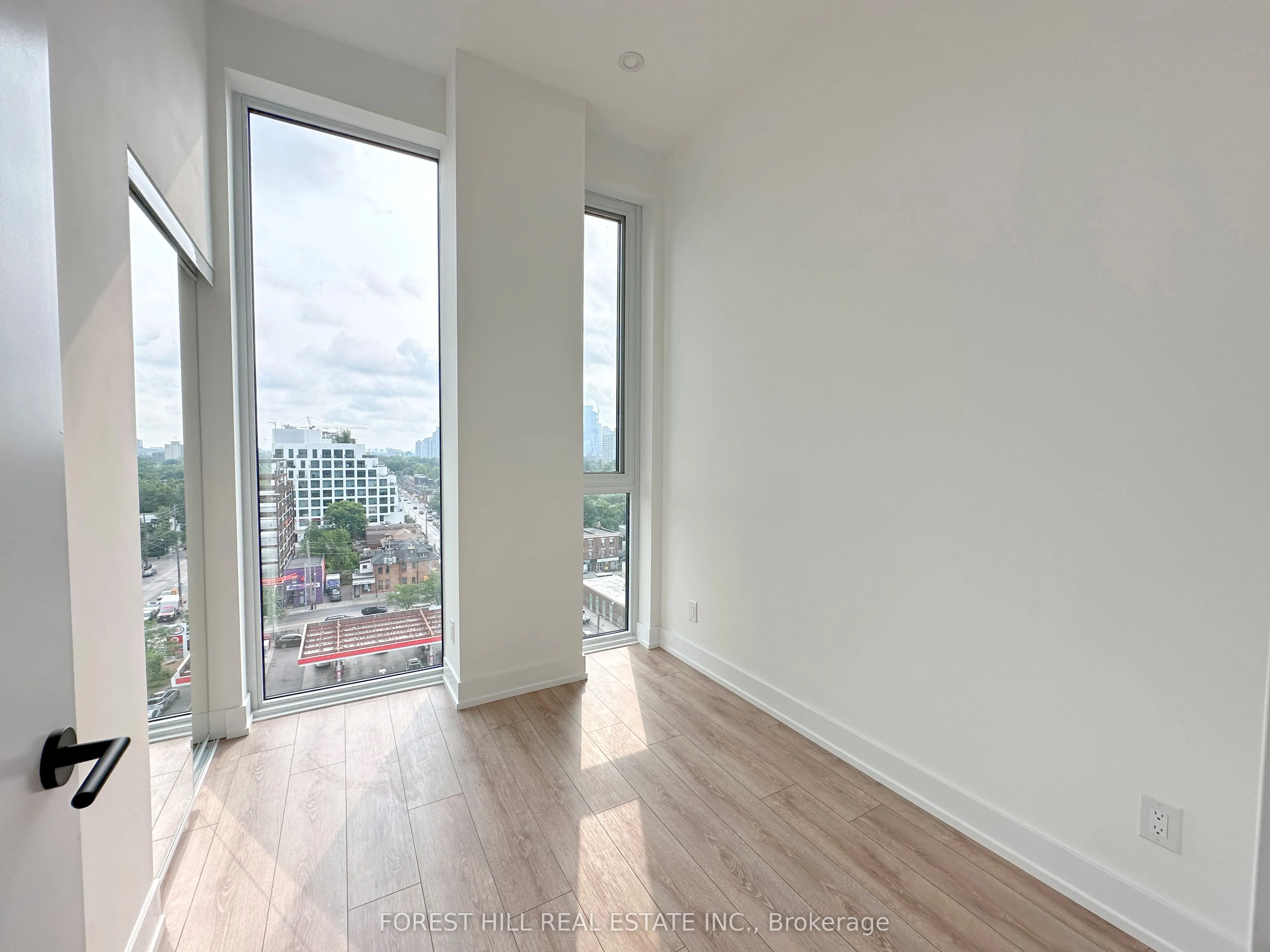 500 Dupont Street, #Ph11