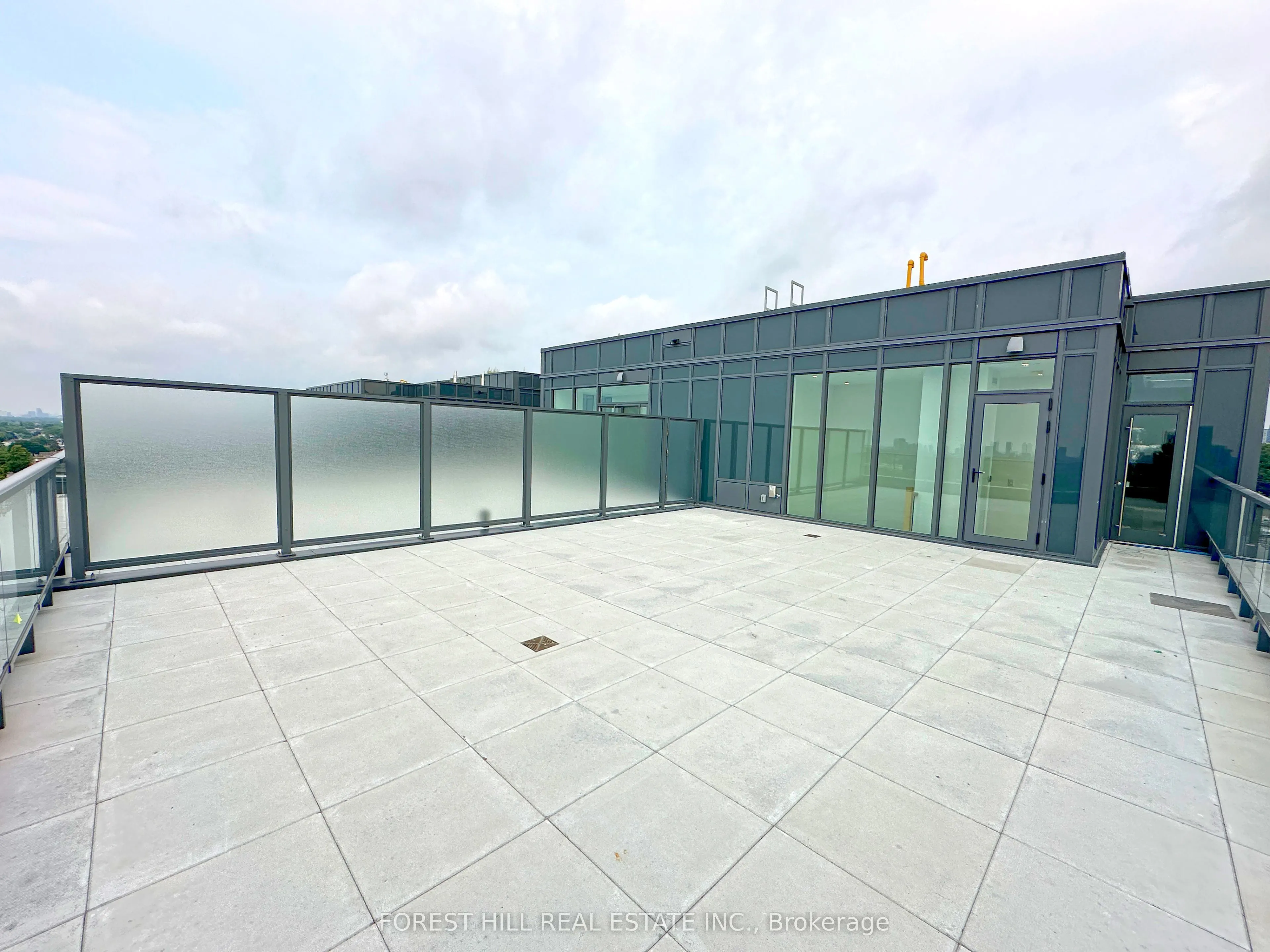 500 Dupont Street, #Ph11