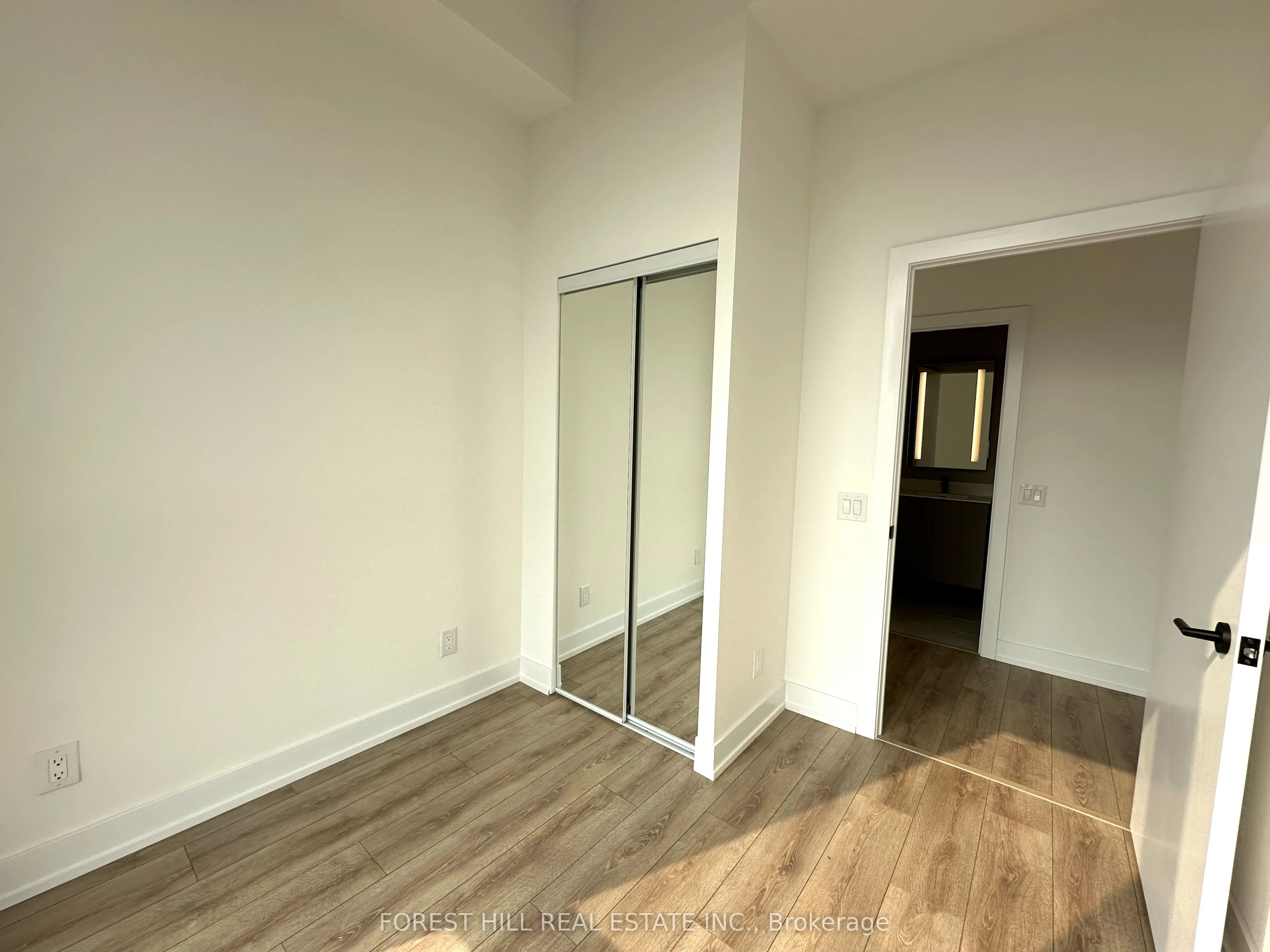 500 Dupont Street, #Ph11