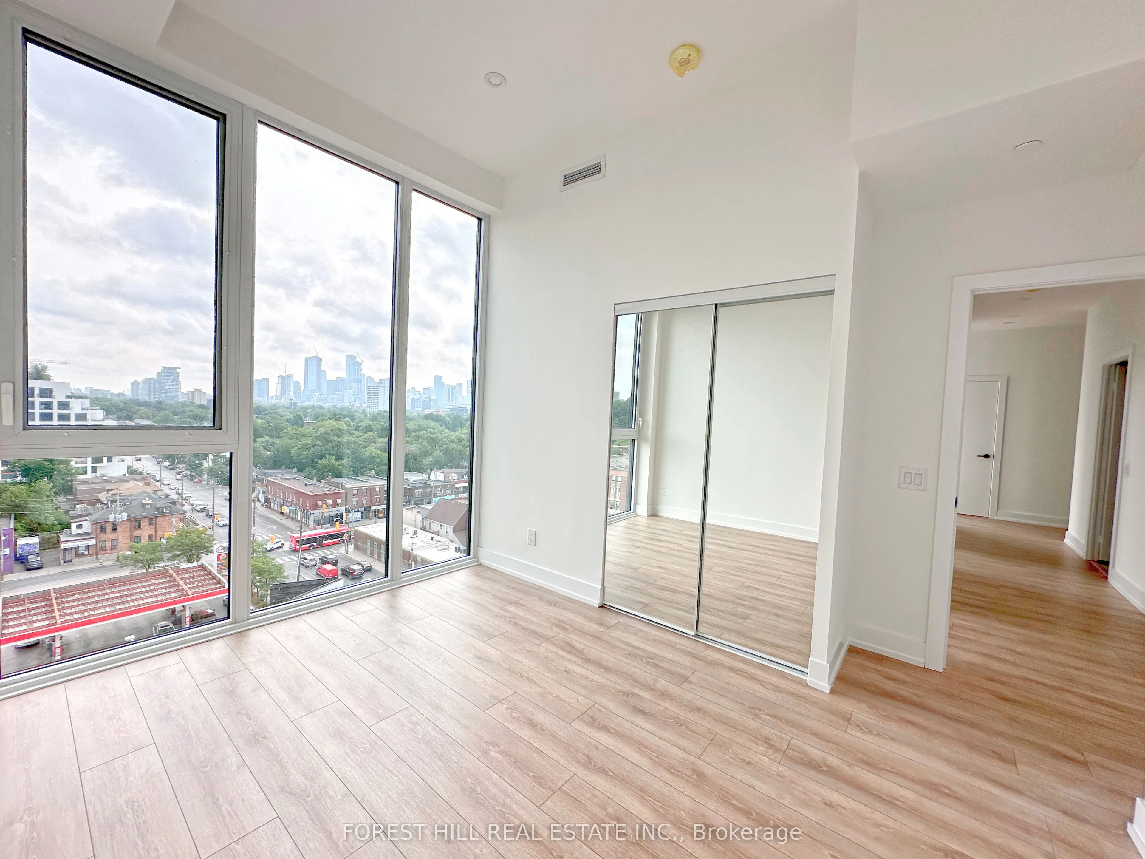 500 Dupont Street, #Ph11