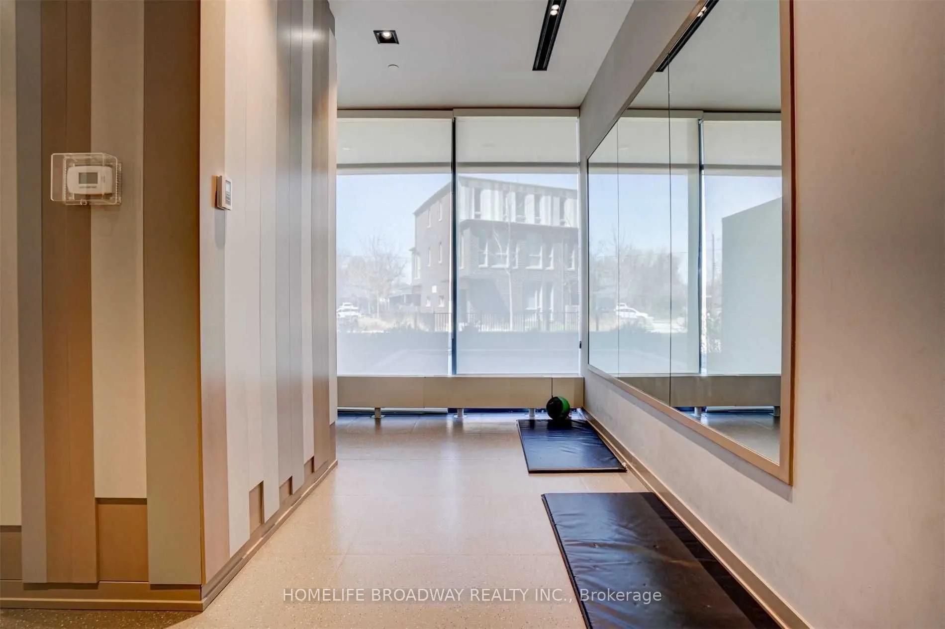 128 Fairview Mall Drive, #1607