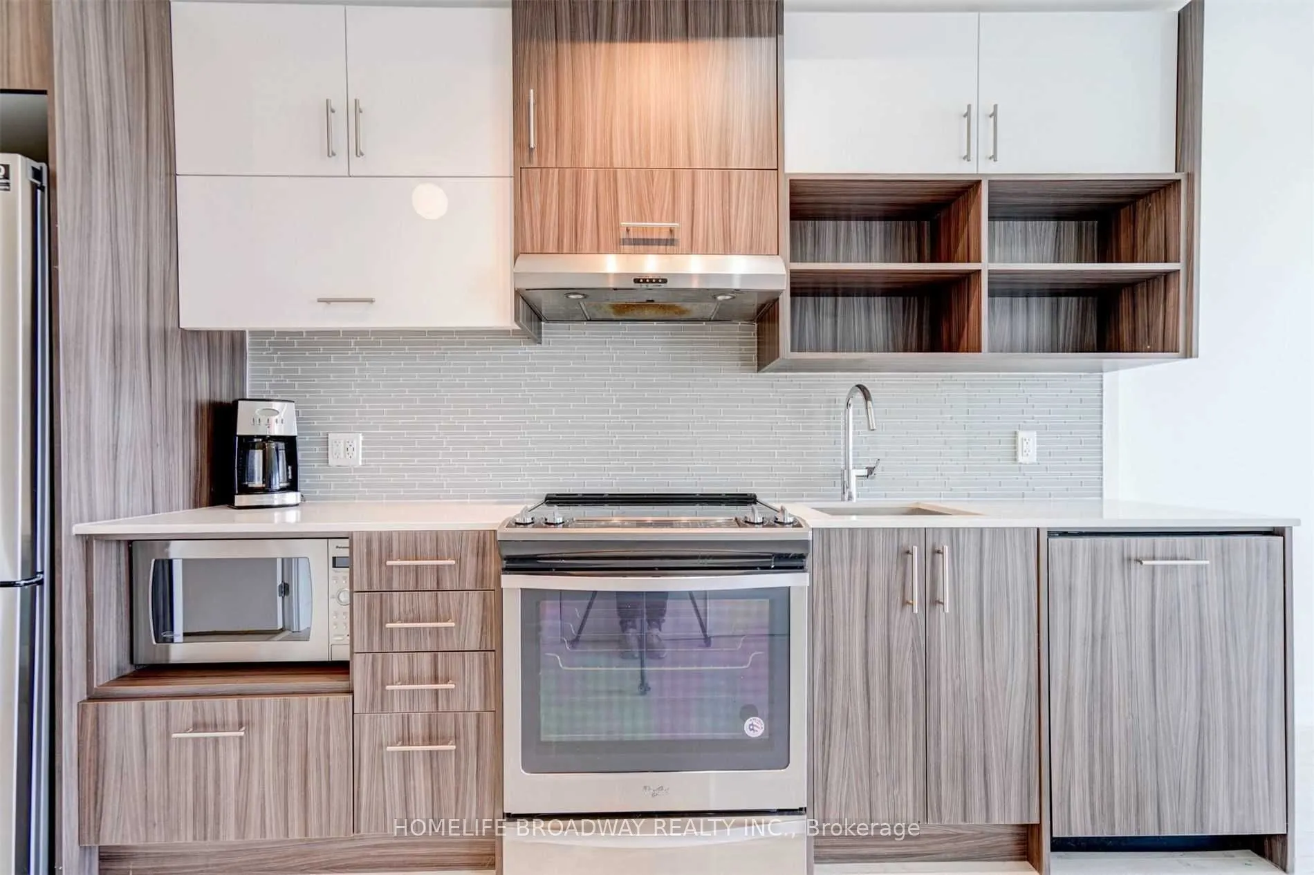 128 Fairview Mall Drive, #1607