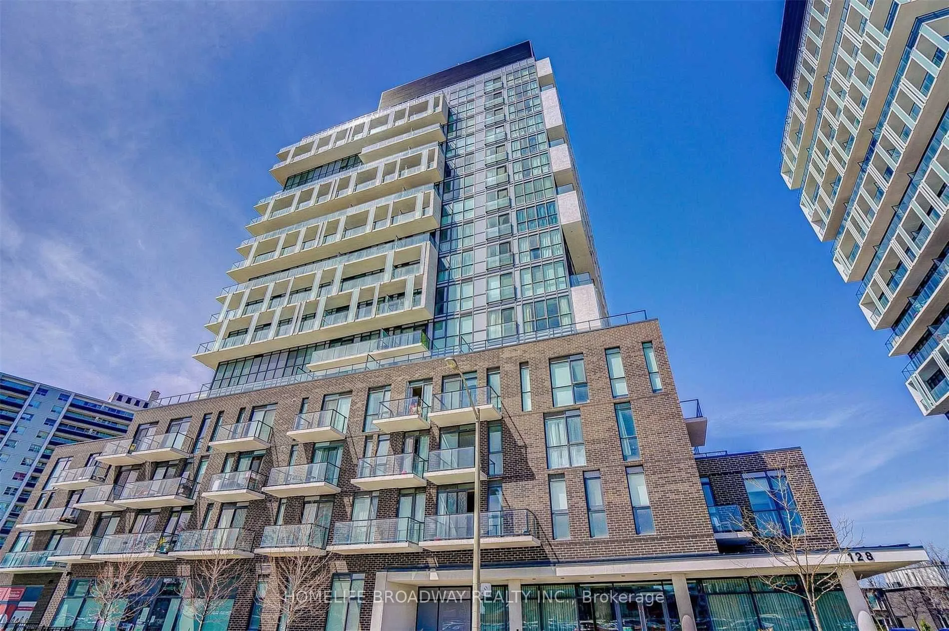 128 Fairview Mall Drive, #1607