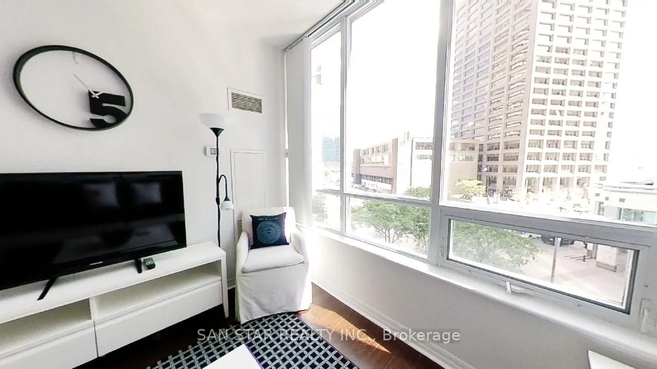 16 Yonge Street, #412