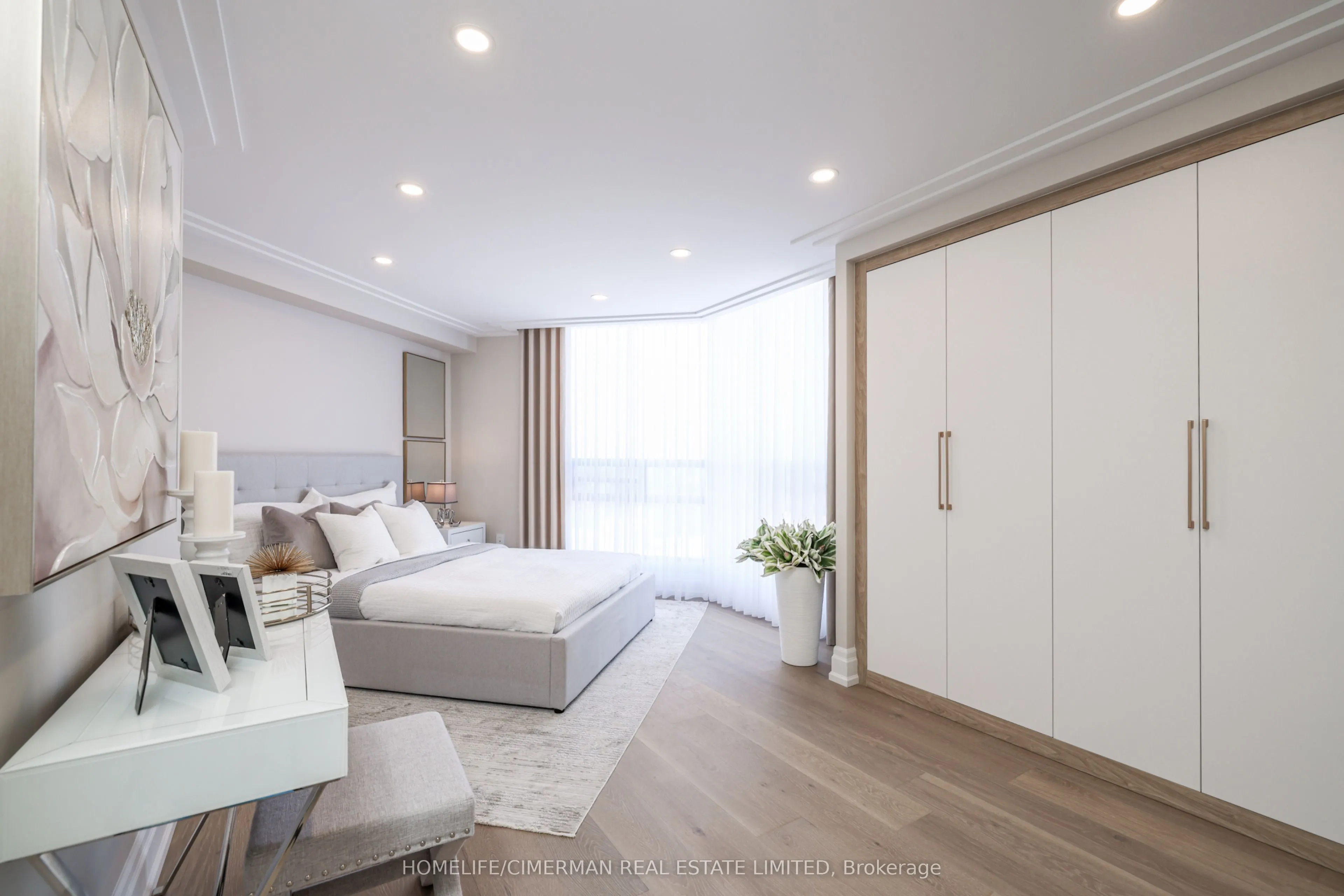 240 Heath Street W, #1002