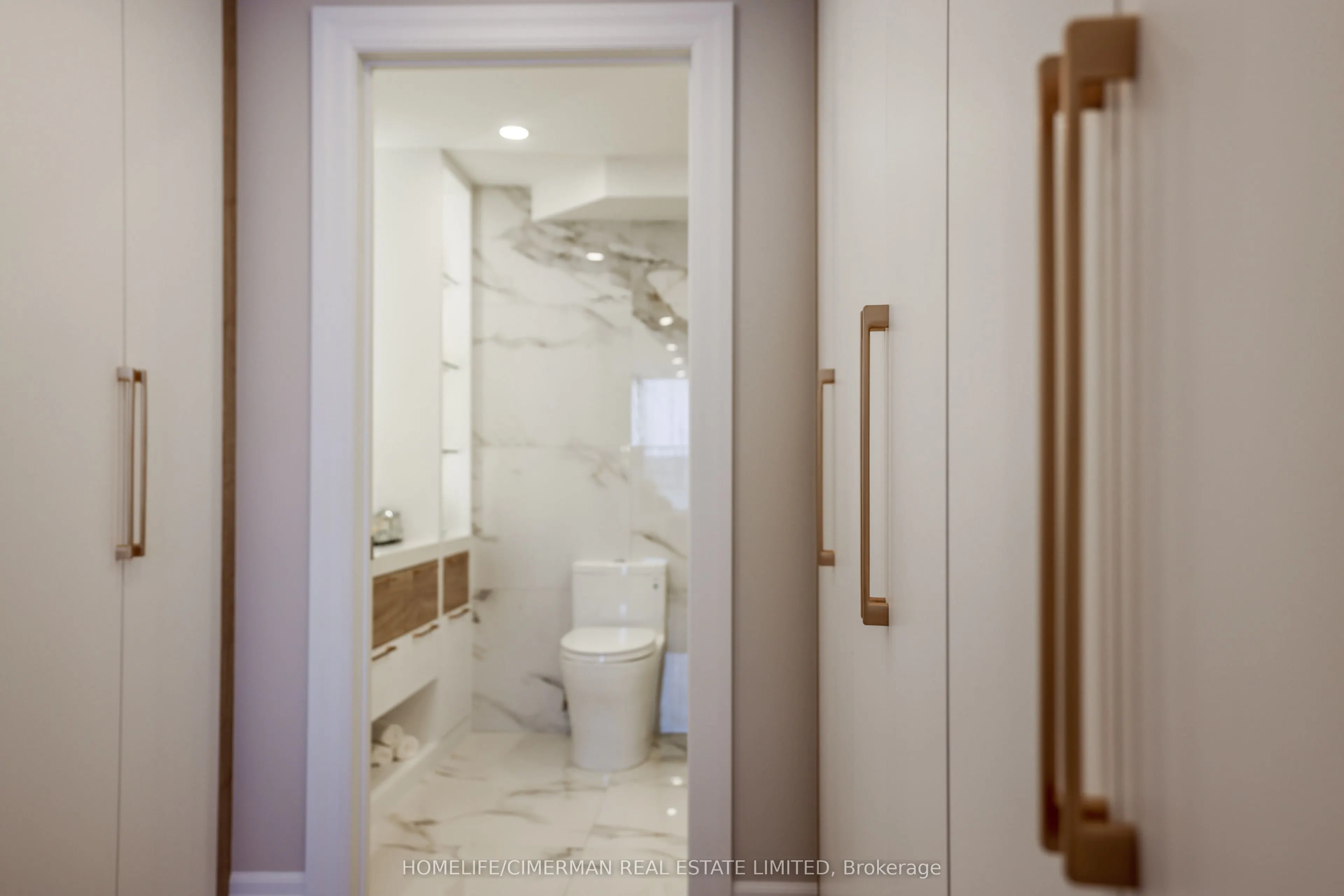 240 Heath Street W, #1002