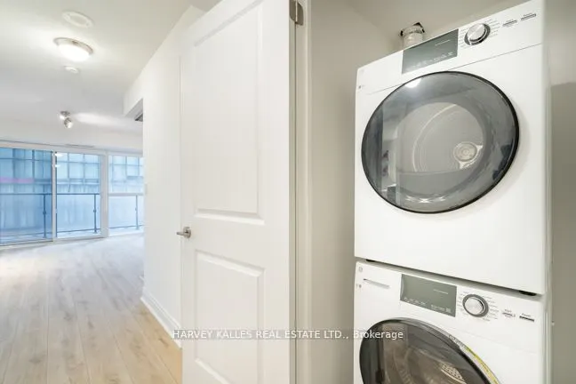 28 Ted Rogers Way, #403