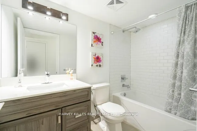 28 Ted Rogers Way, #403