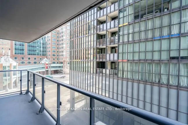 28 Ted Rogers Way, #403