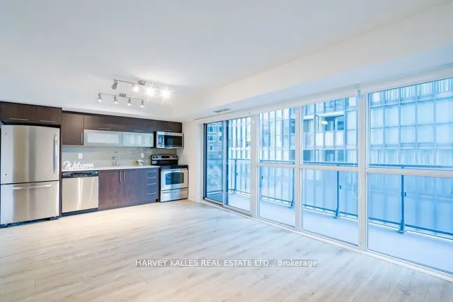 28 Ted Rogers Way, #403