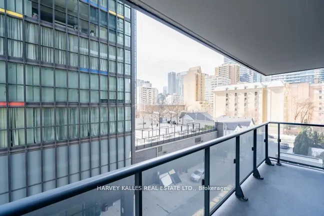 28 Ted Rogers Way, #403