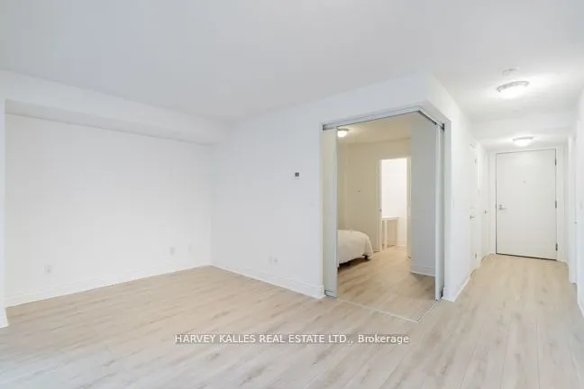 28 Ted Rogers Way, #403