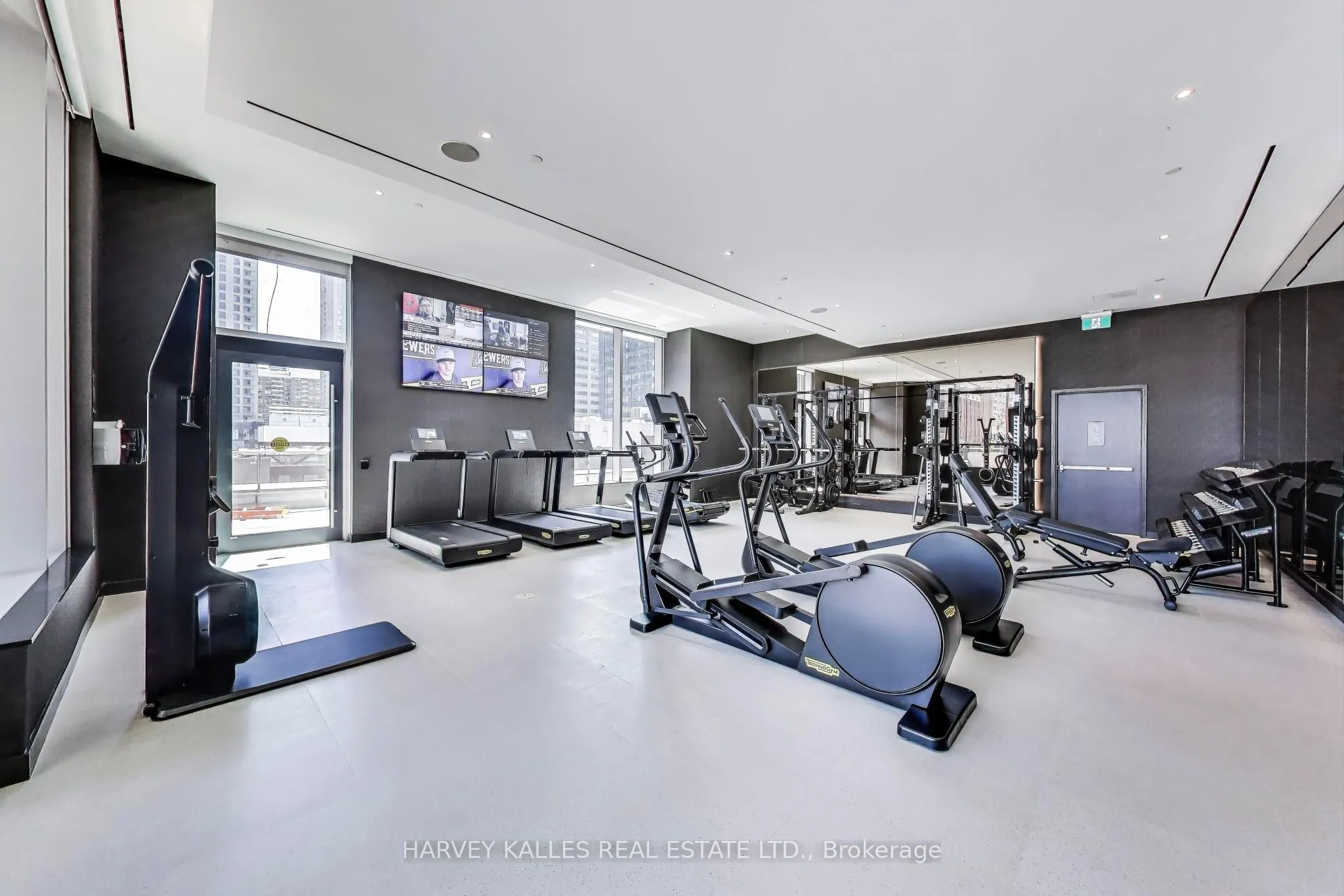 11 Yorkville Avenue, #2405