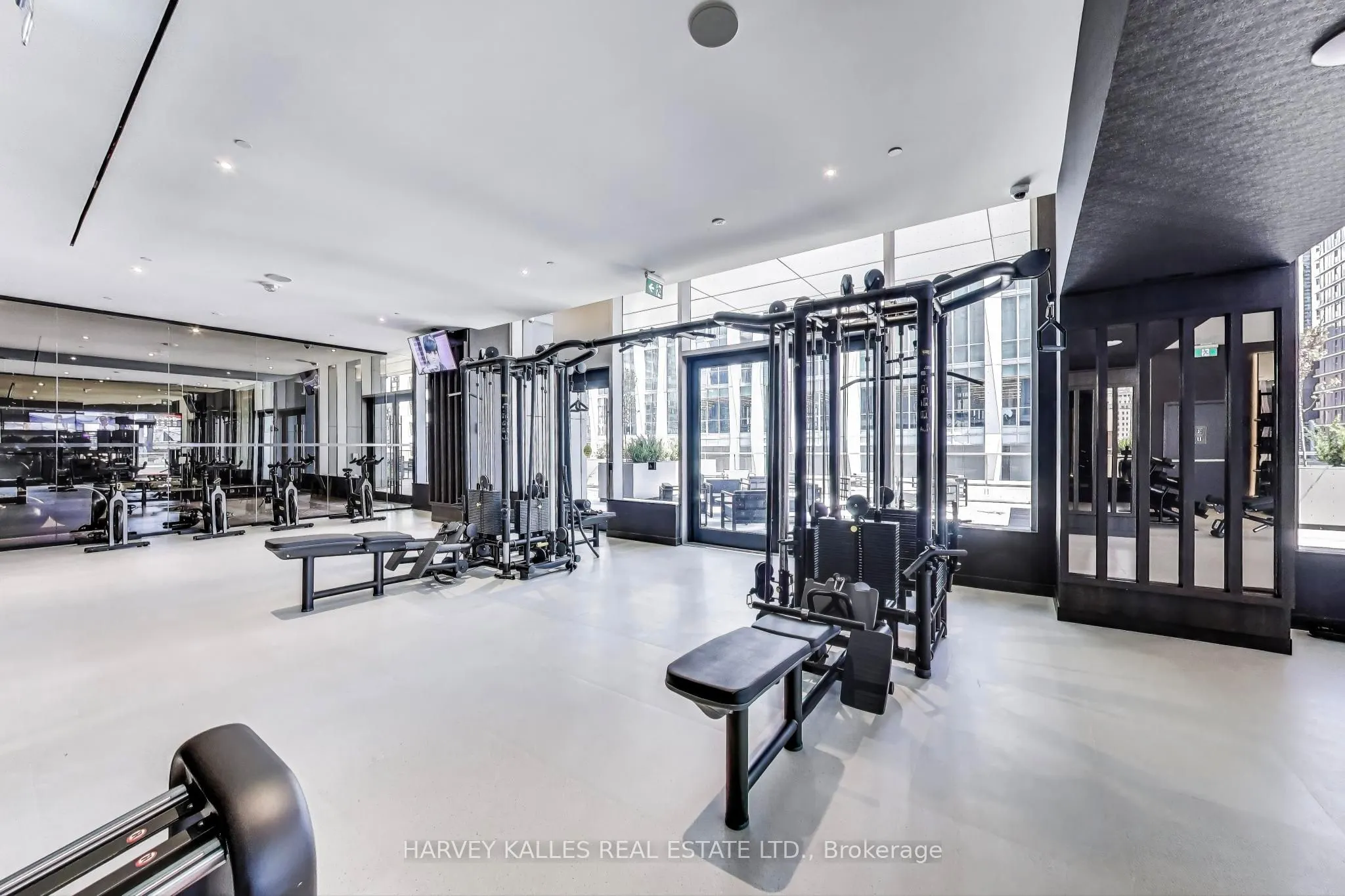 11 Yorkville Avenue, #2405