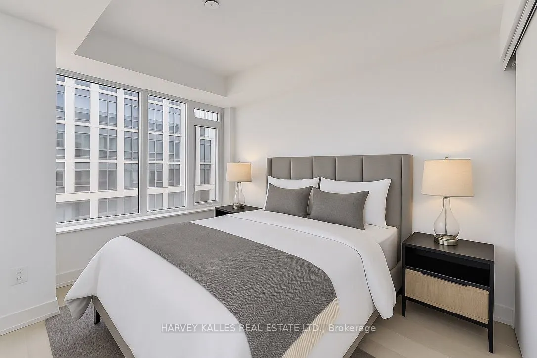 11 Yorkville Avenue, #2405