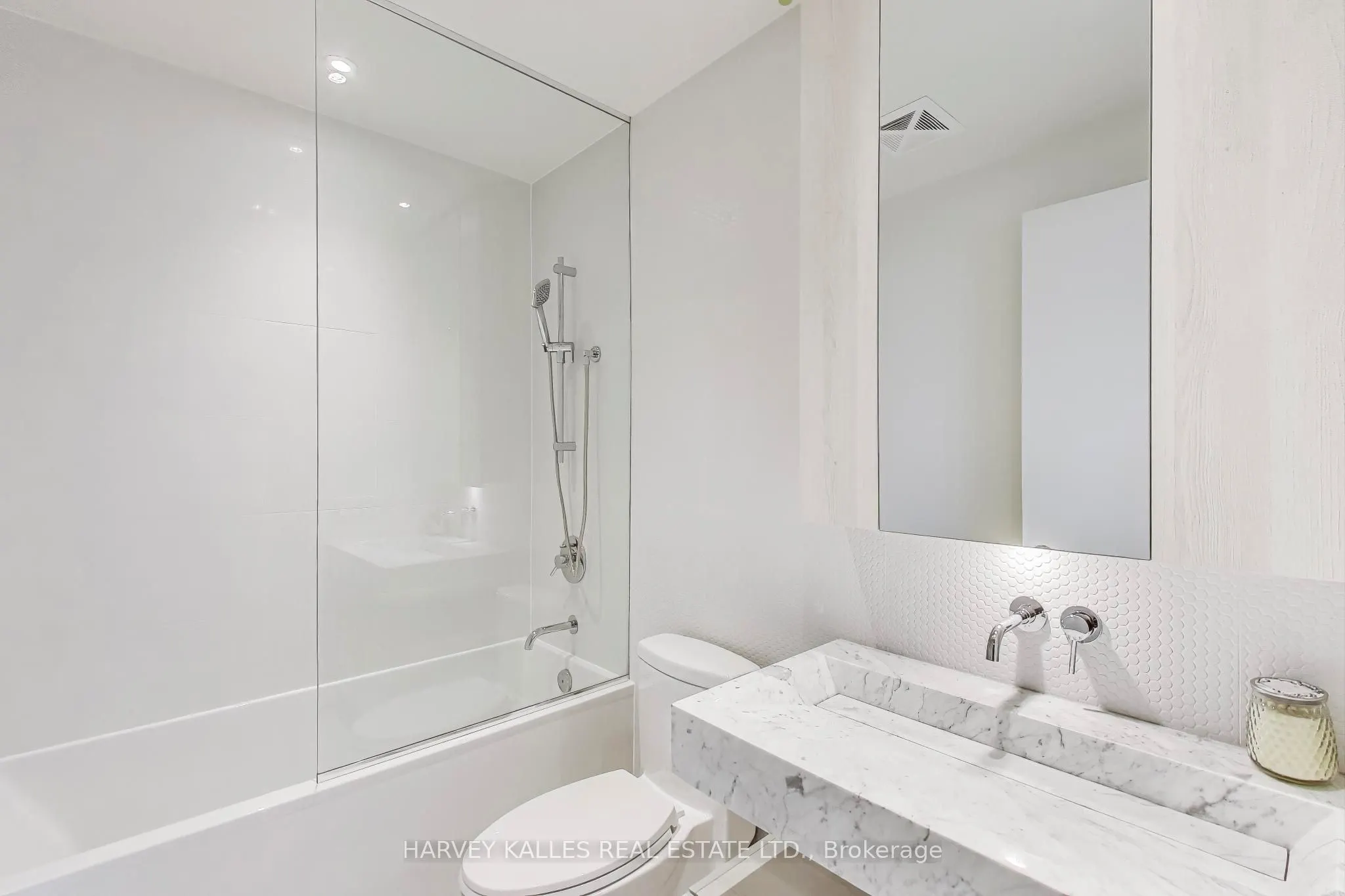 11 Yorkville Avenue, #2405