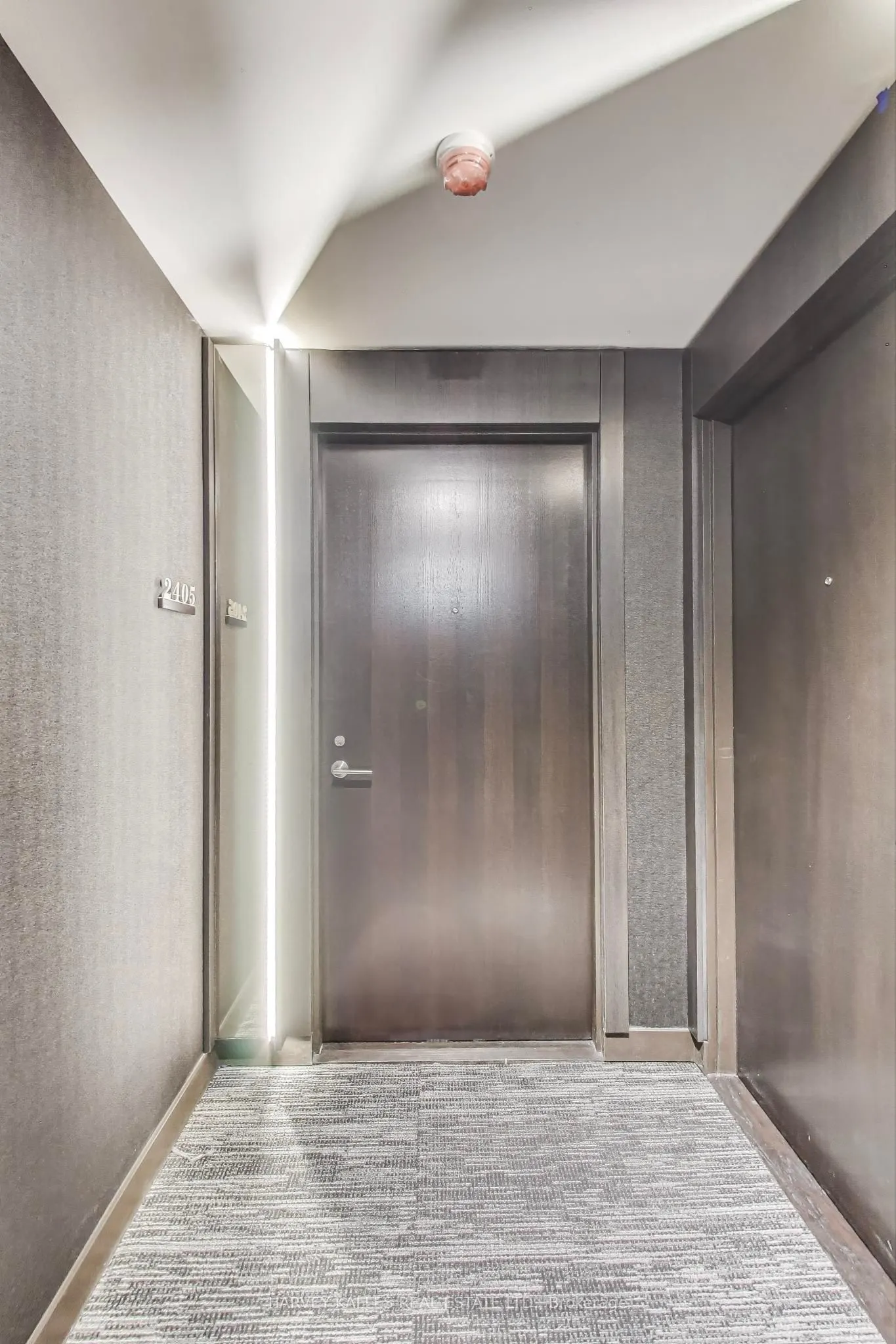 11 Yorkville Avenue, #2405