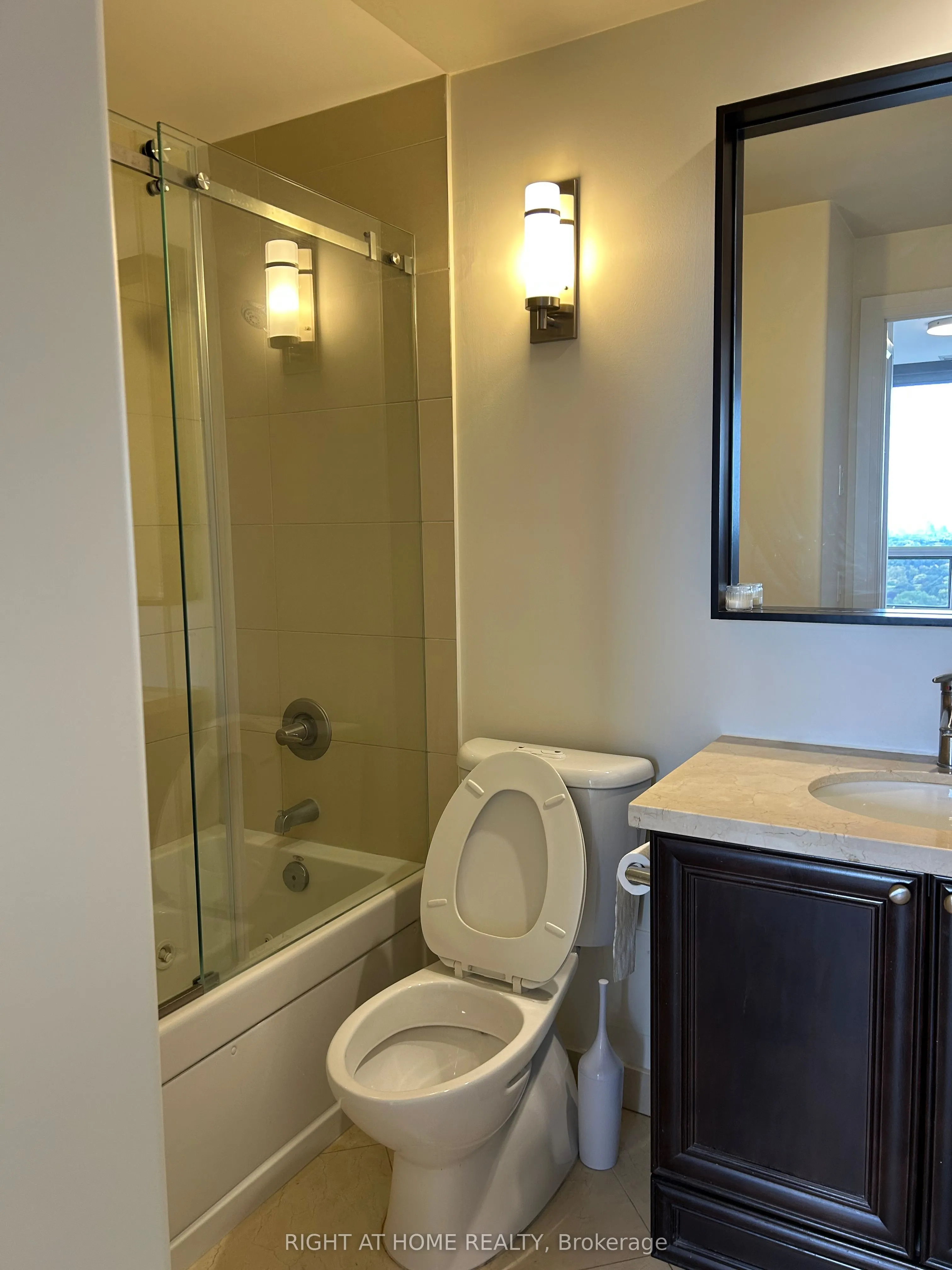 100 Harrison Garden Boulevard, #GPH23